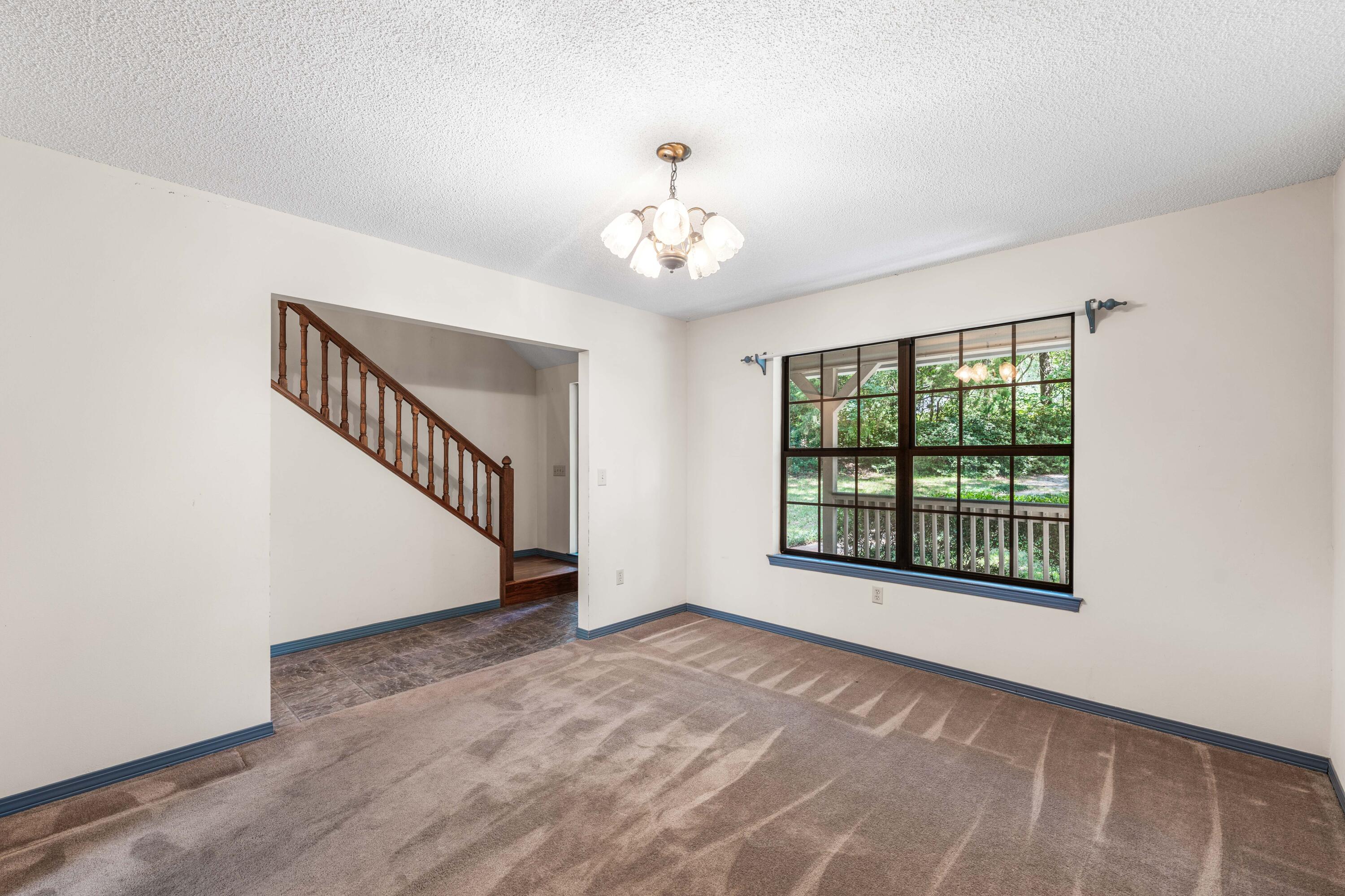 LAKE SHARON ESTATES - Residential