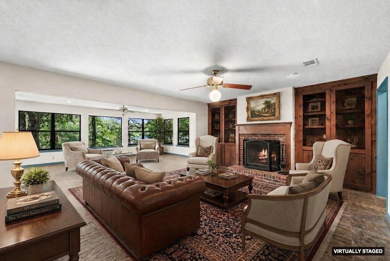 LAKE SHARON ESTATES - Residential