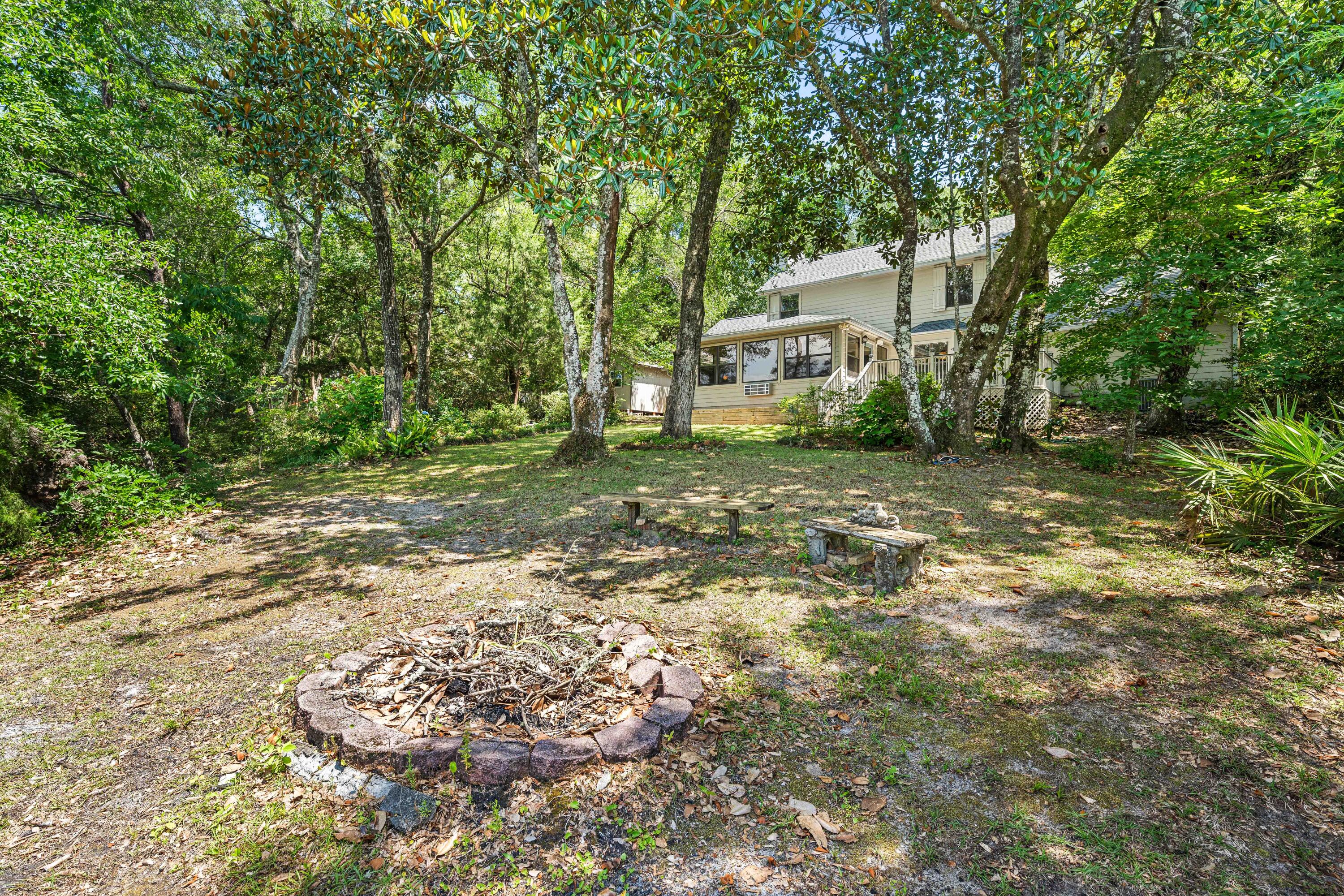 LAKE SHARON ESTATES - Residential
