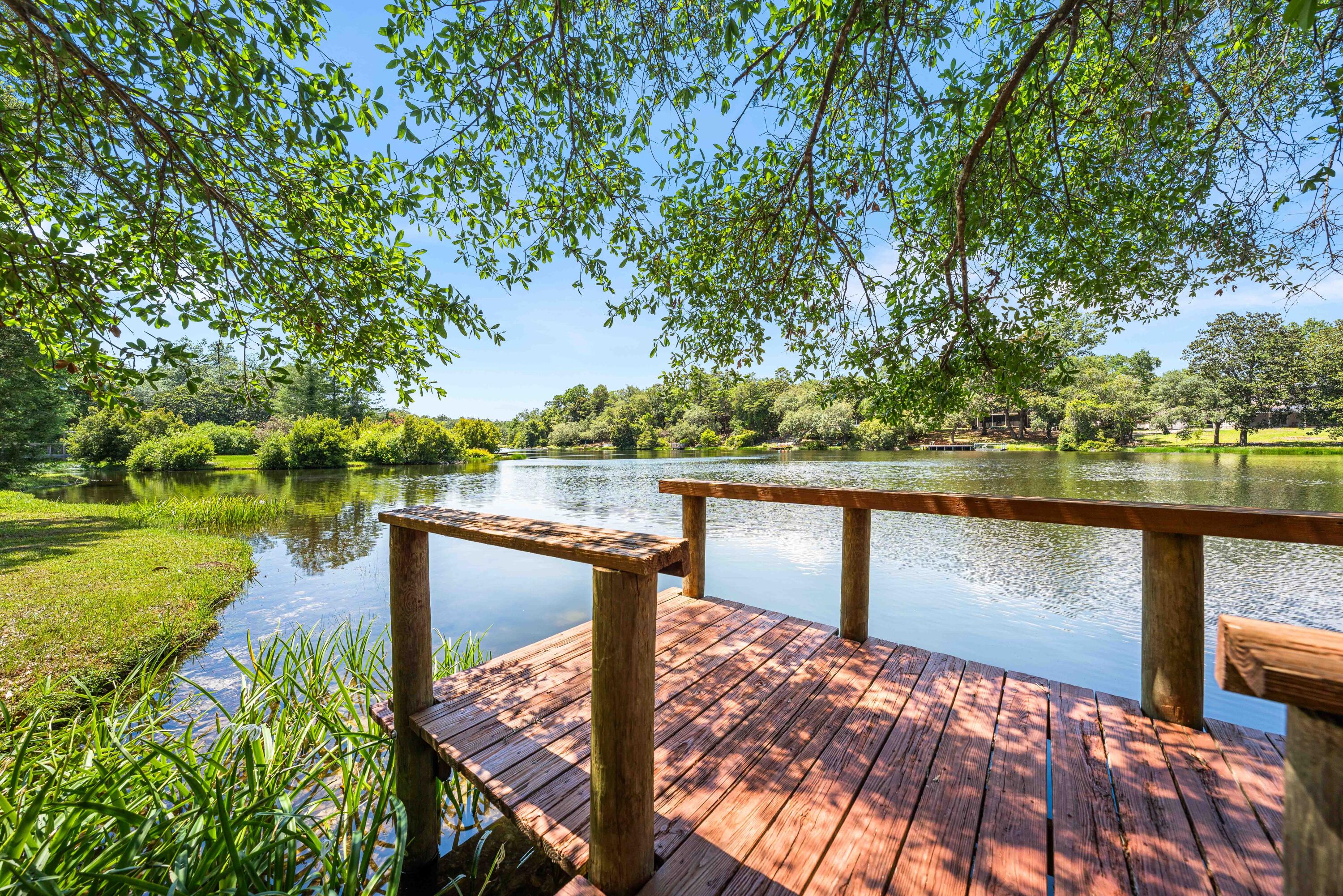 LAKE SHARON ESTATES - Residential