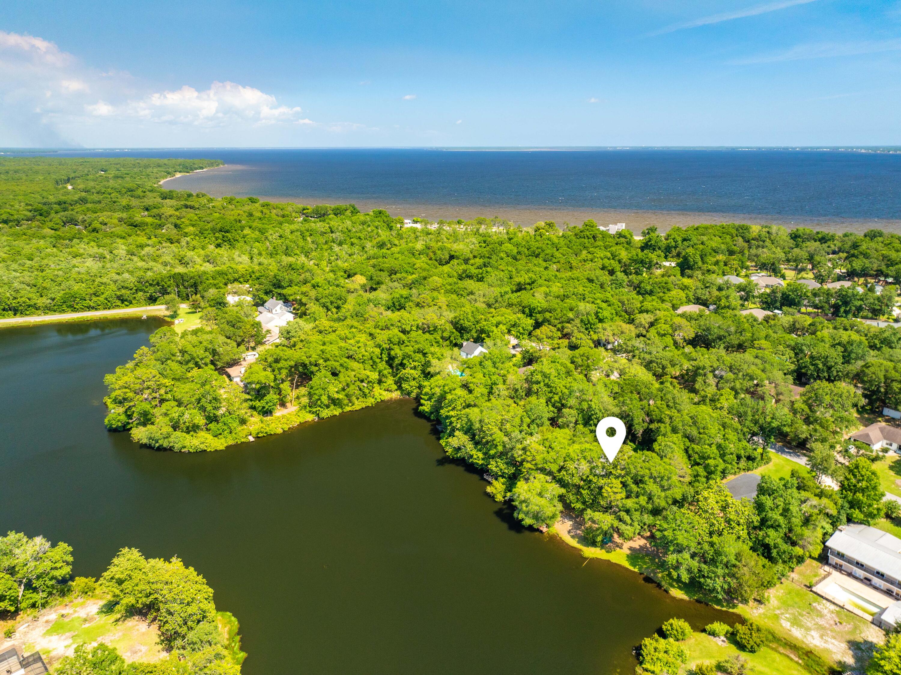 LAKE SHARON ESTATES - Residential