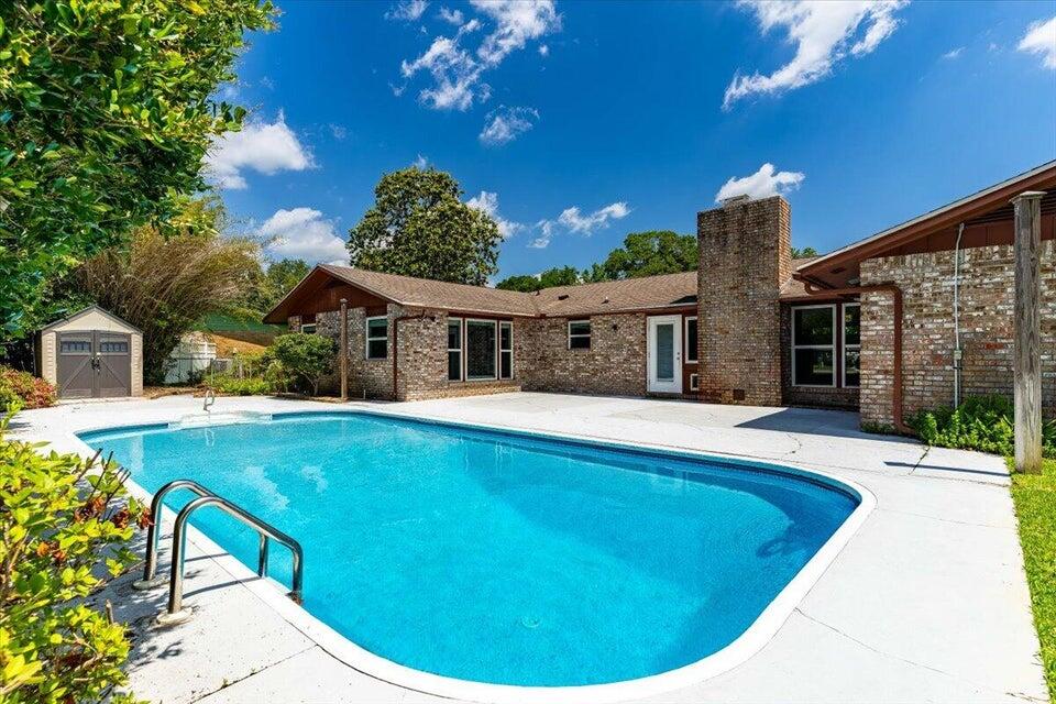KENWOOD S/D 3RD ADDN - Residential Lease