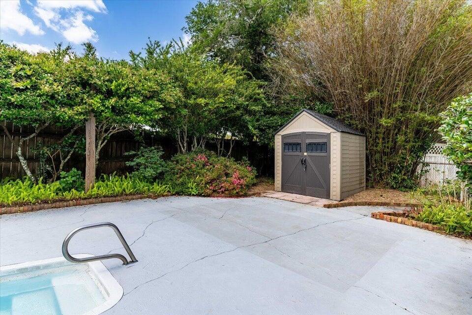 KENWOOD S/D 3RD ADDN - Residential Lease