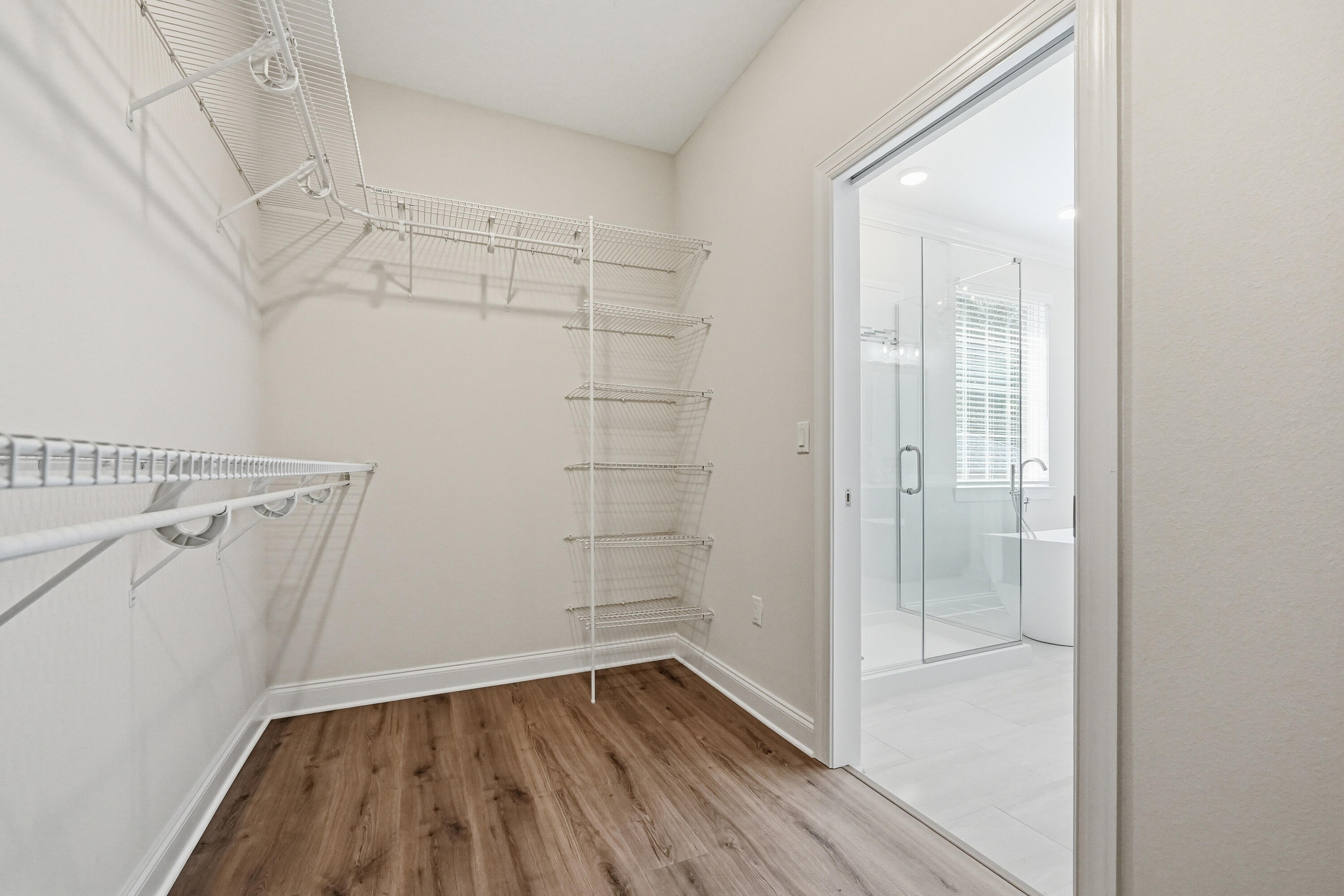 VALPARAISO PLAT #7 LOT 2 BLK 30 - Residential
