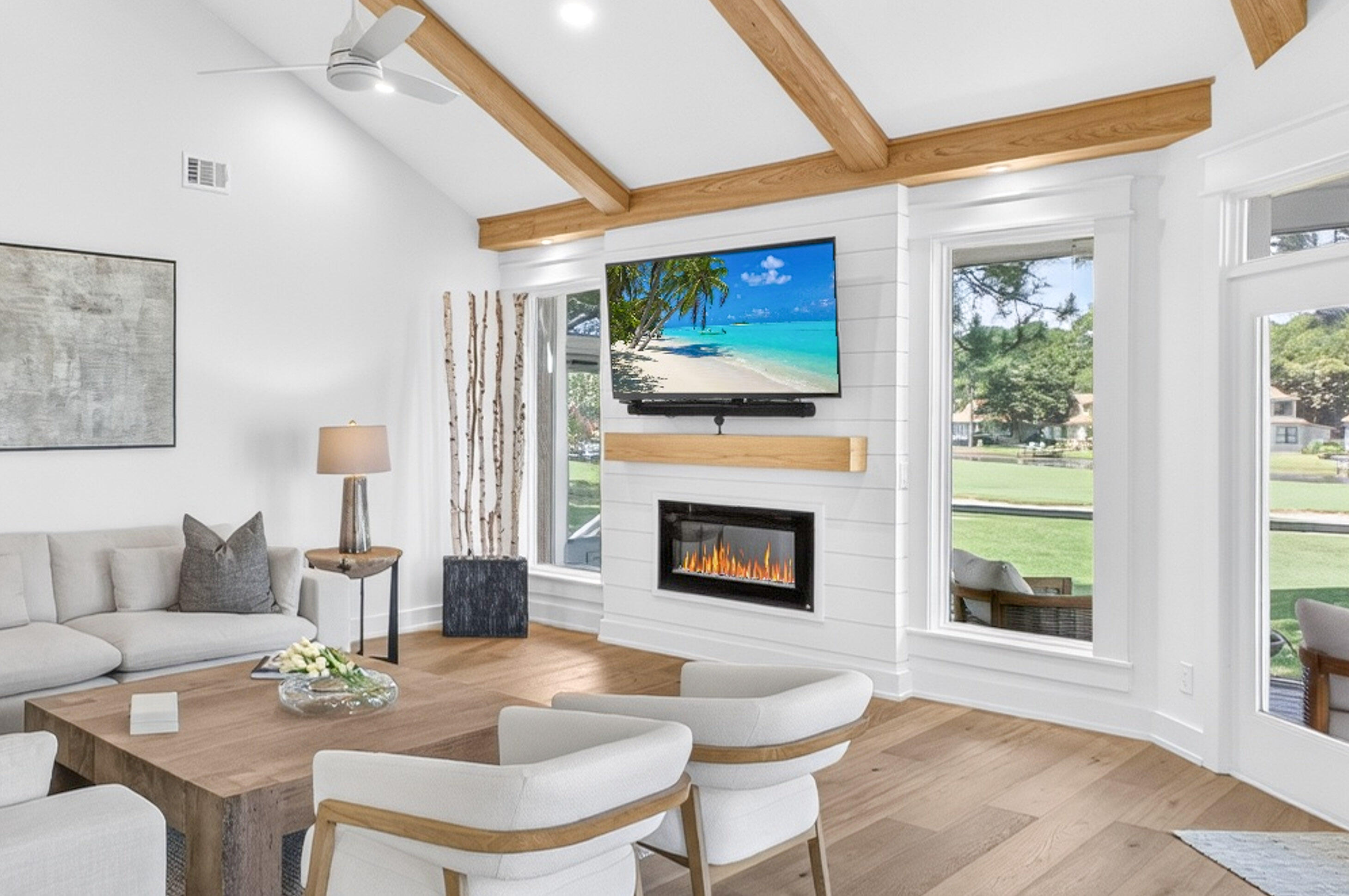 VANTAGE POINTE - Residential