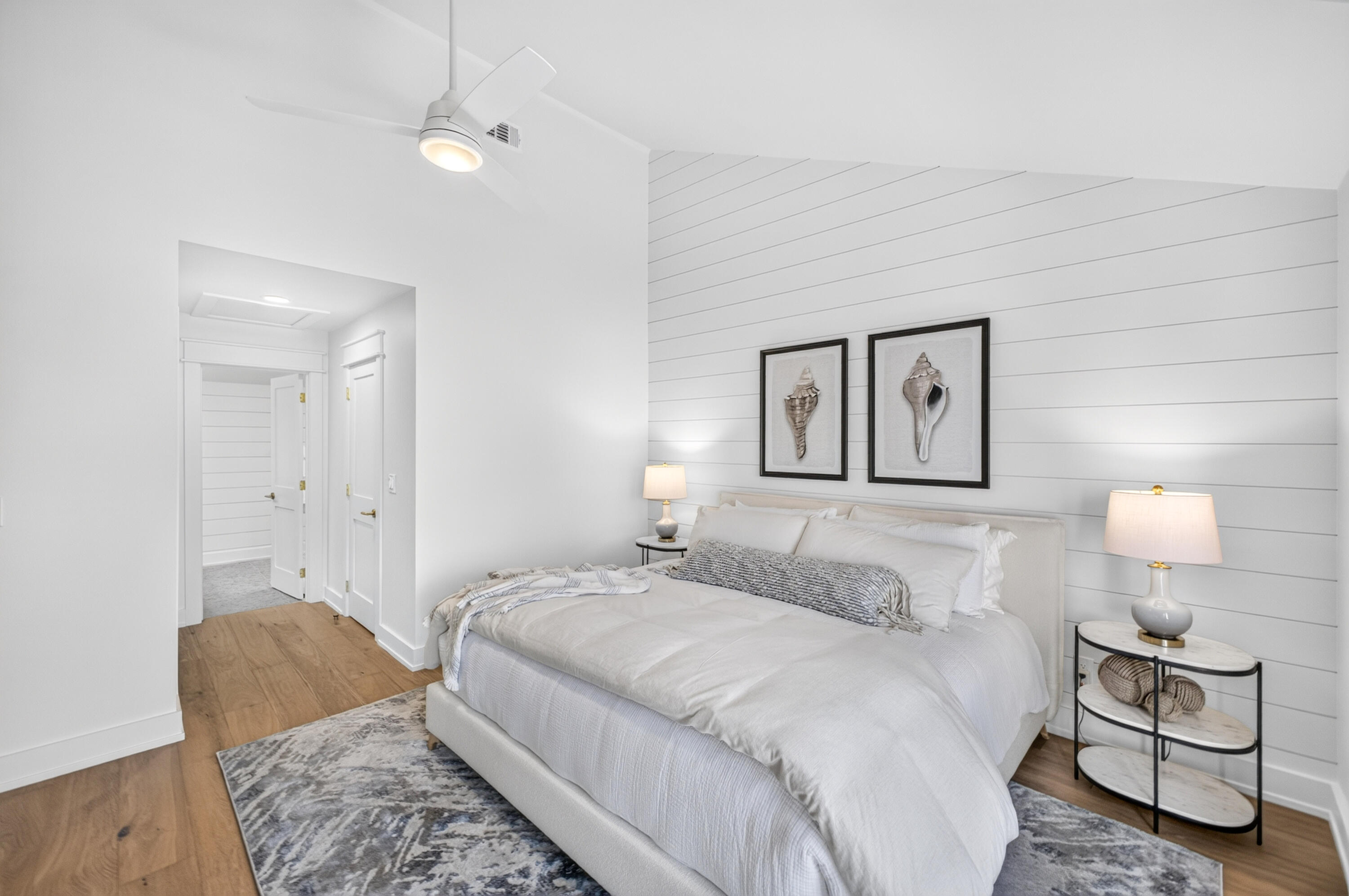VANTAGE POINTE - Residential