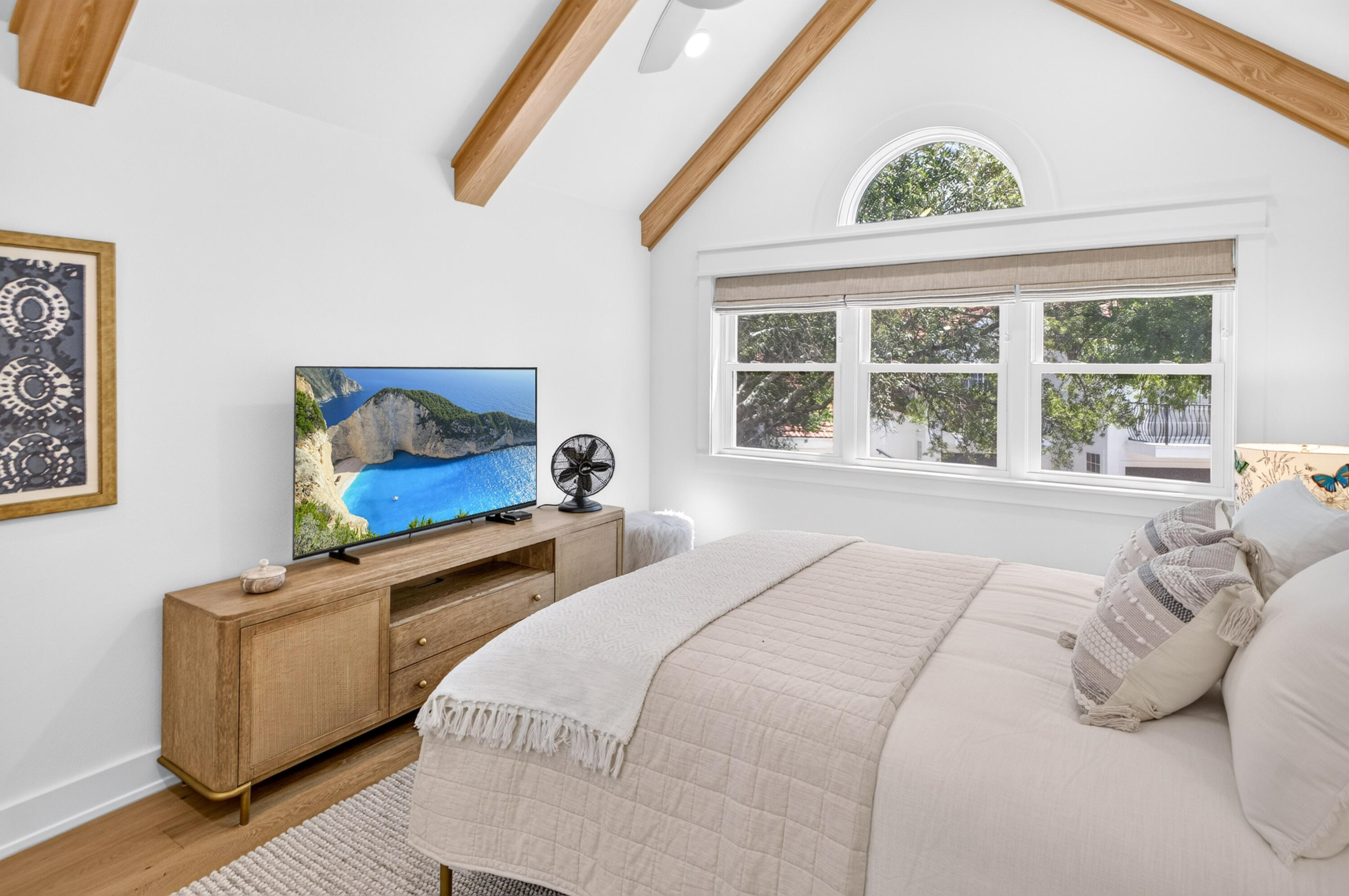 VANTAGE POINTE - Residential