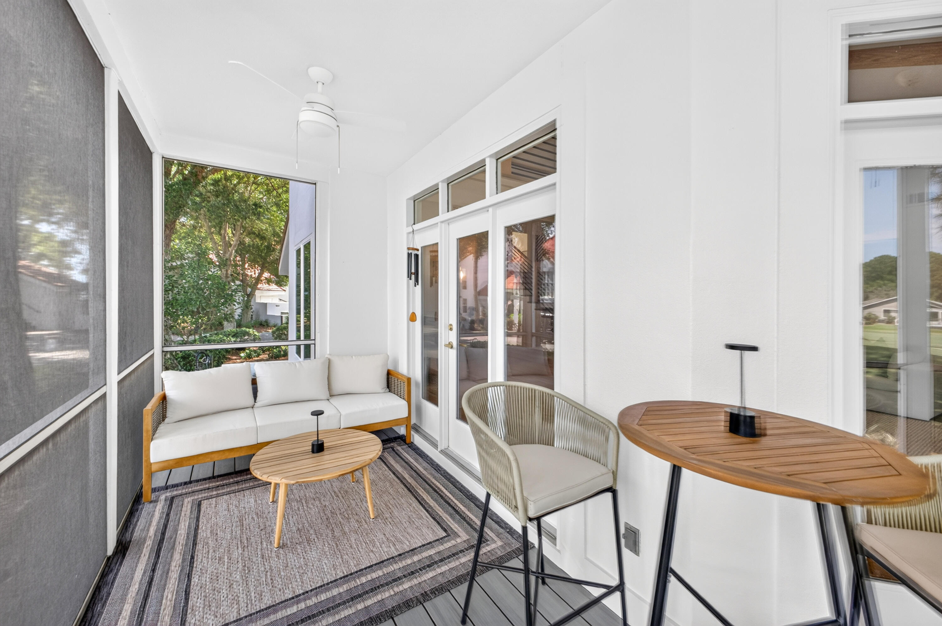 VANTAGE POINTE - Residential