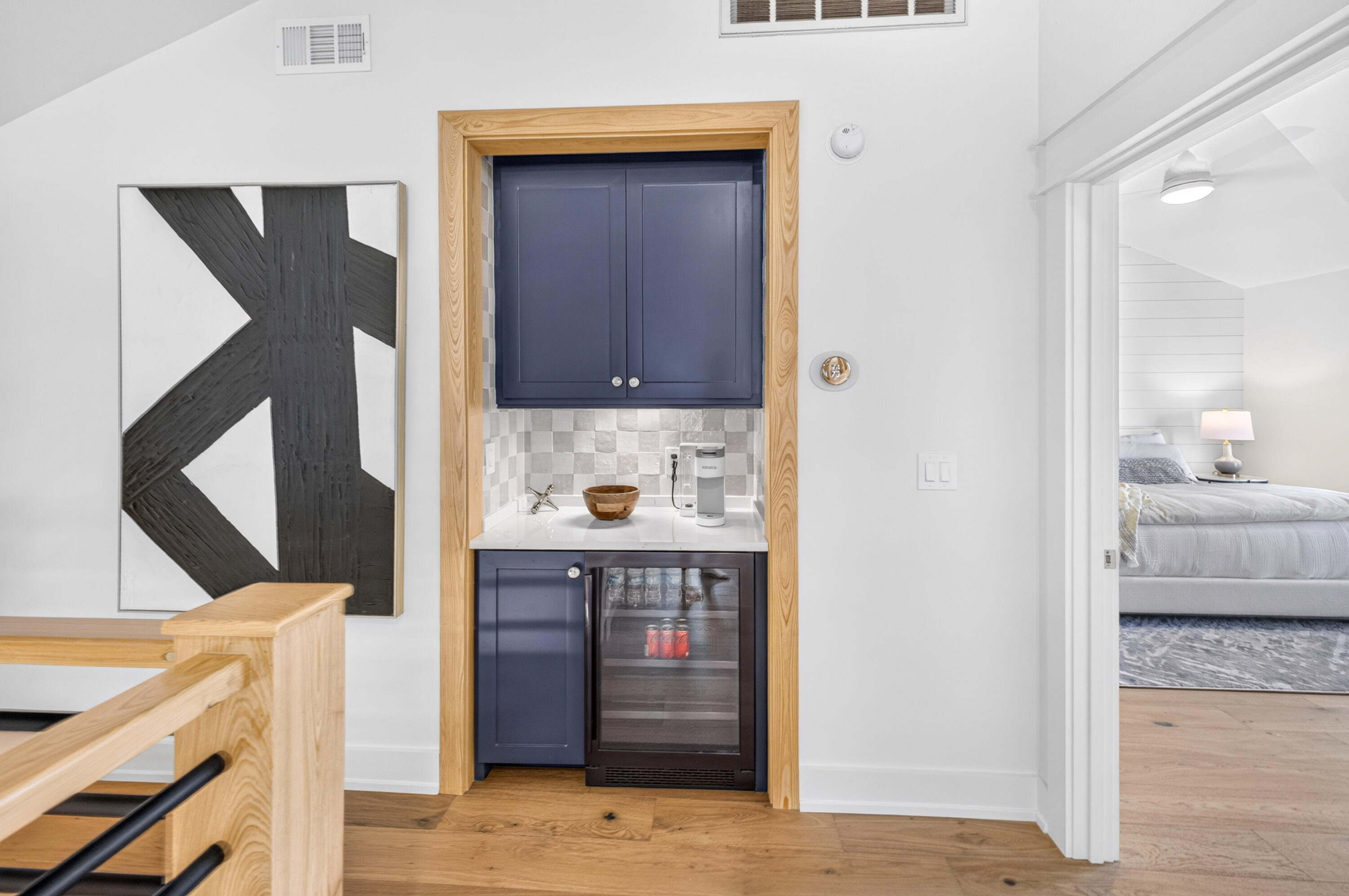 VANTAGE POINTE - Residential