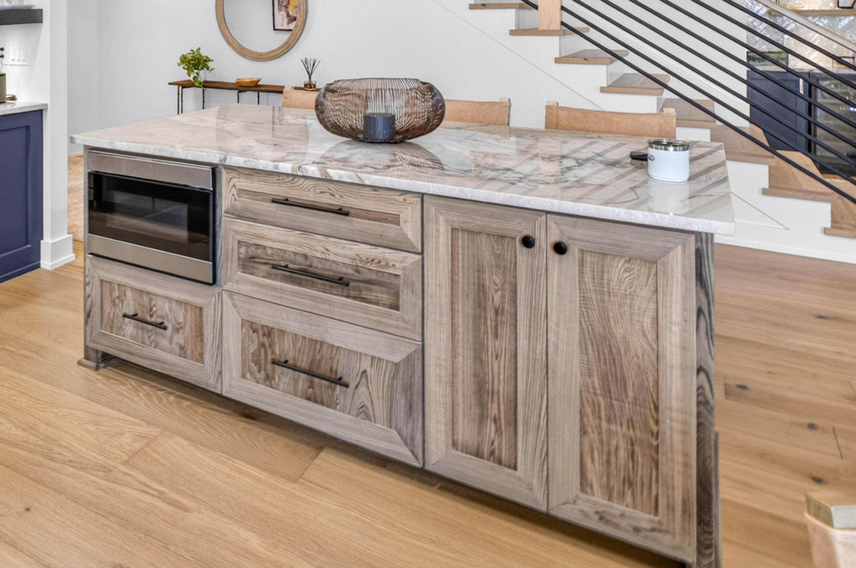VANTAGE POINTE - Residential