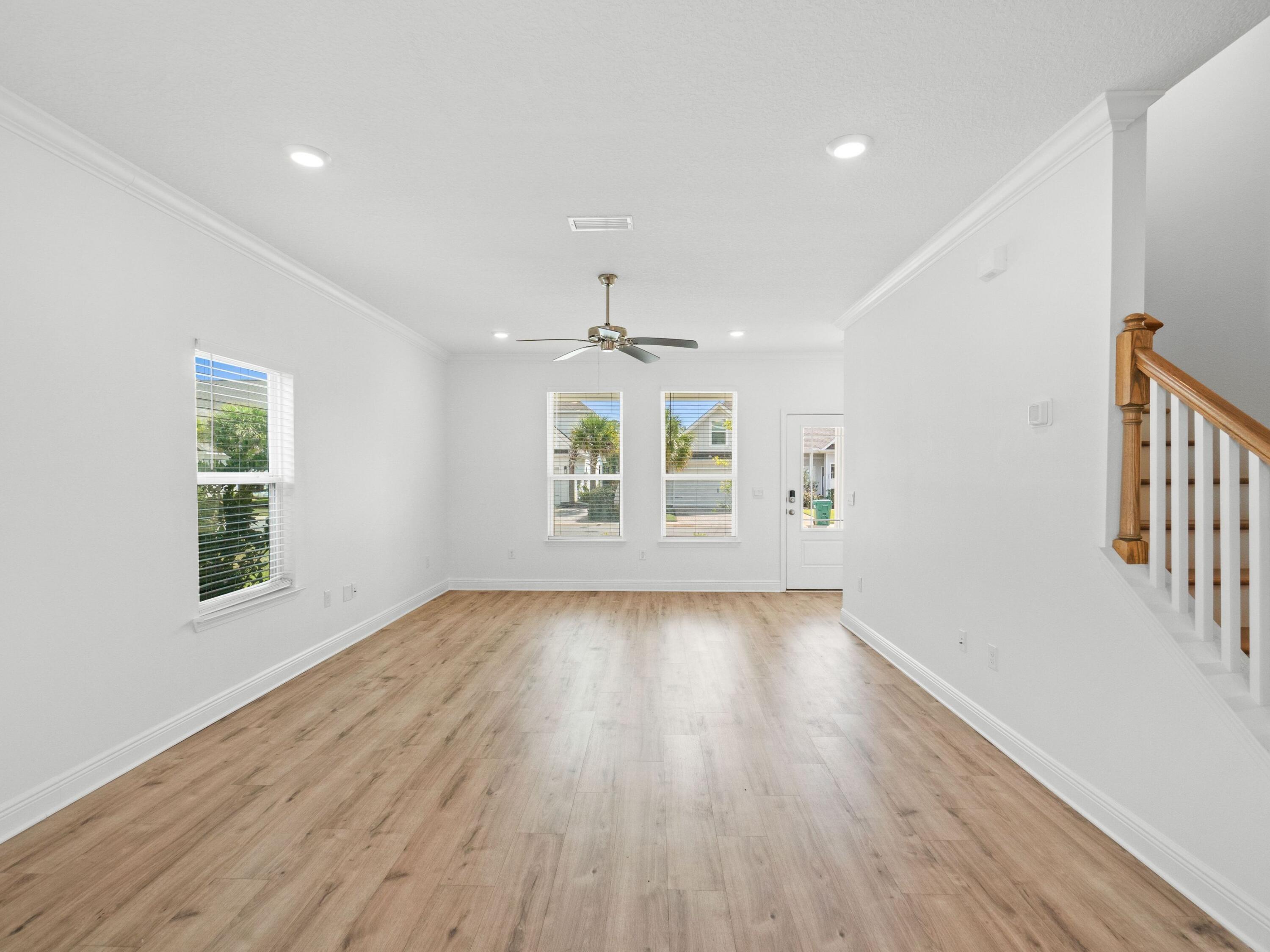 LAKEVIEW - Residential