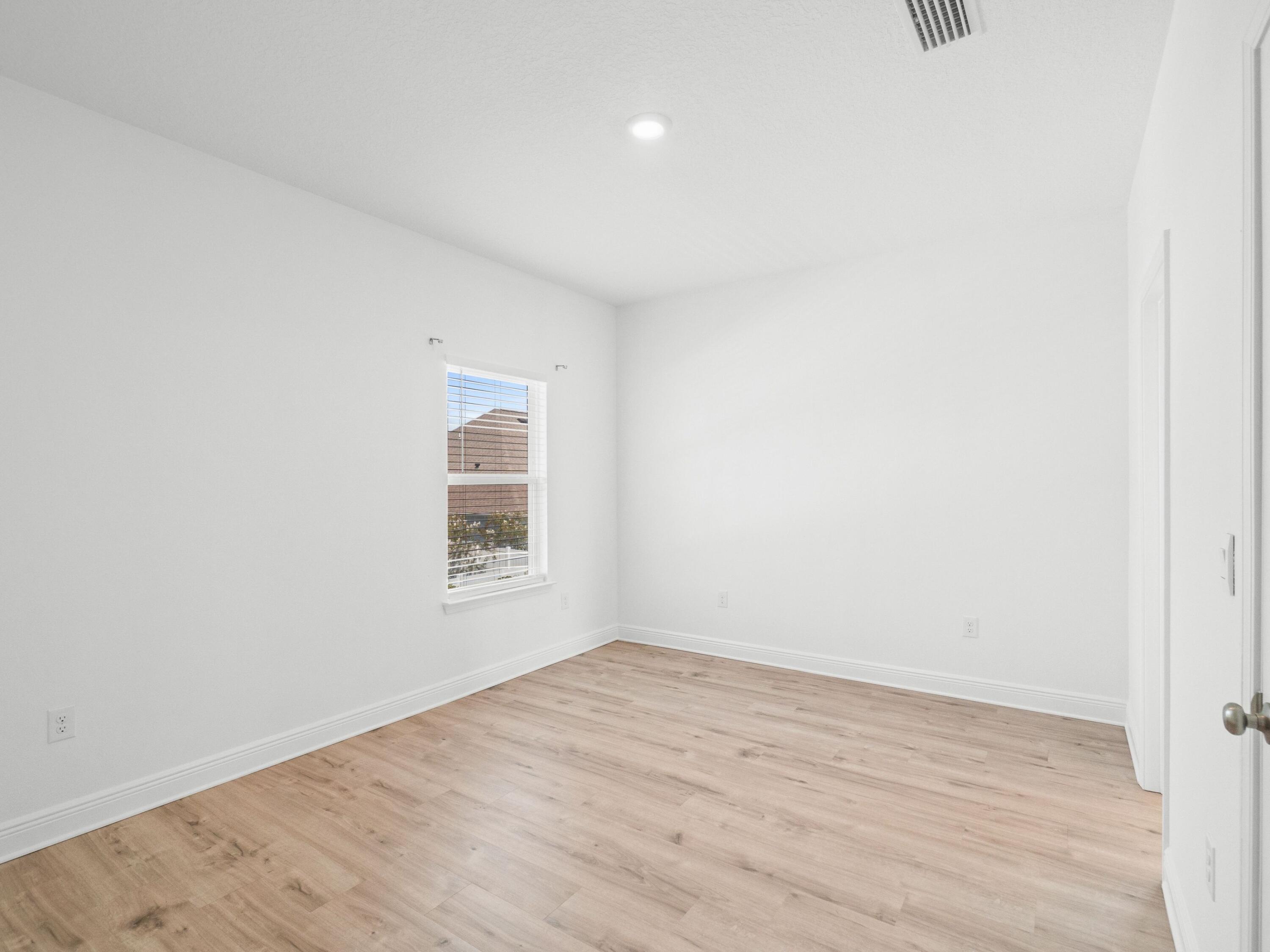 LAKEVIEW - Residential