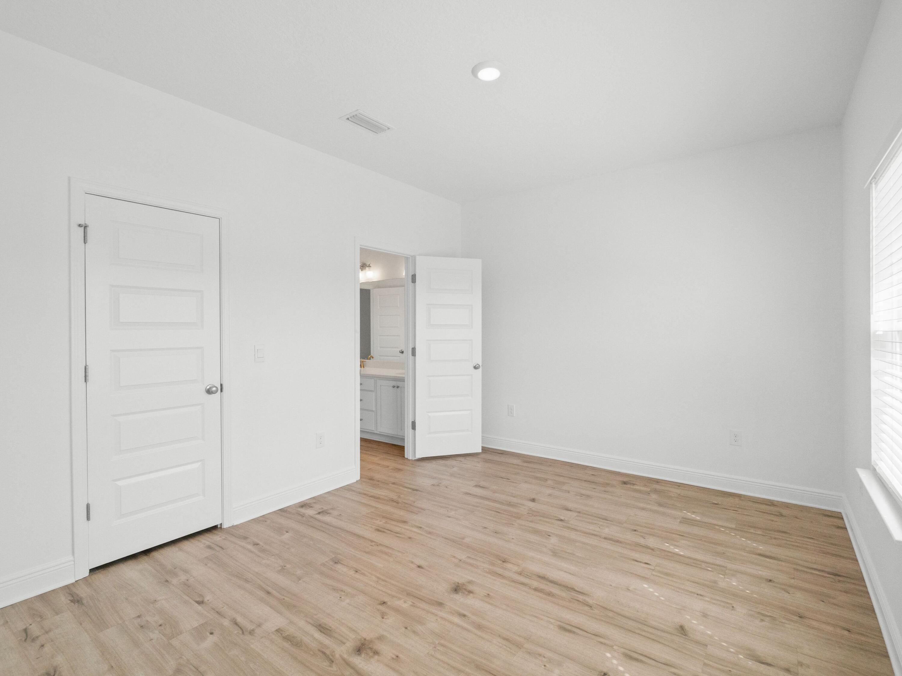 LAKEVIEW - Residential