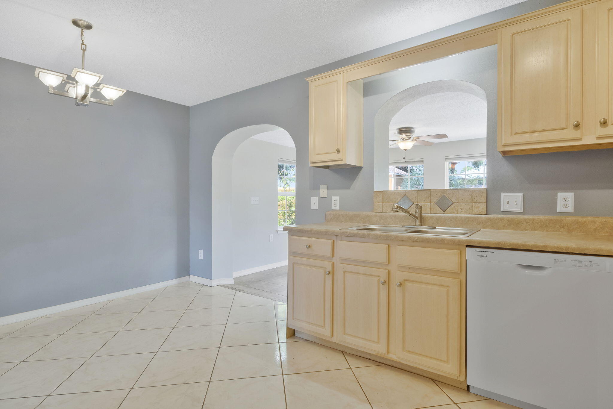 WOODBURY FOREST - Residential