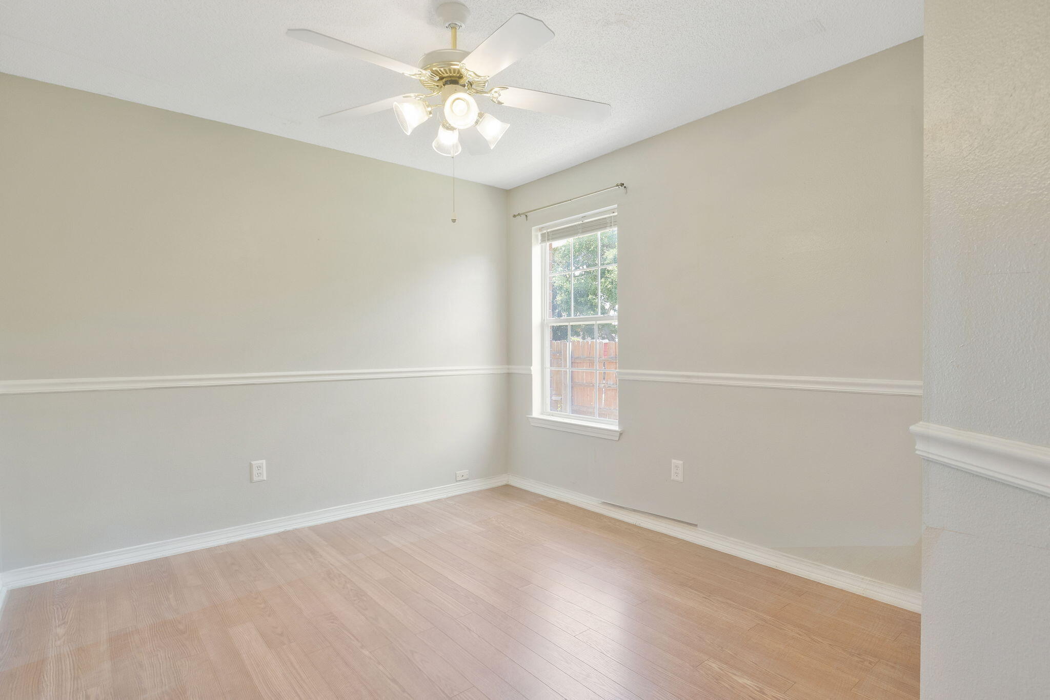 WOODBURY FOREST - Residential