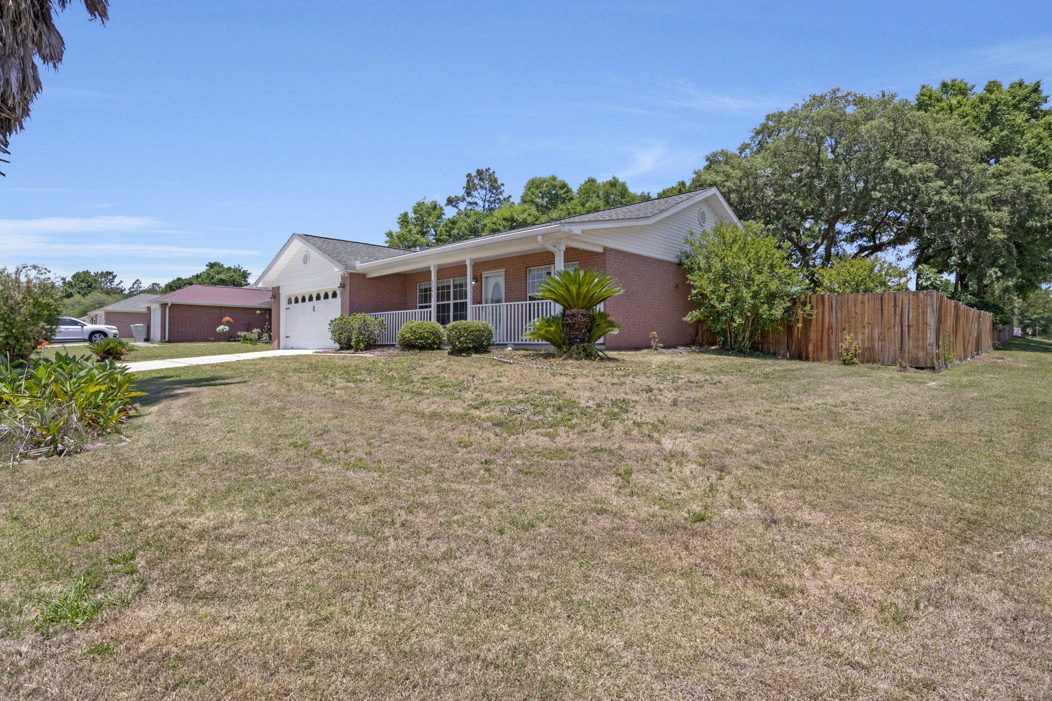WOODBURY FOREST - Residential