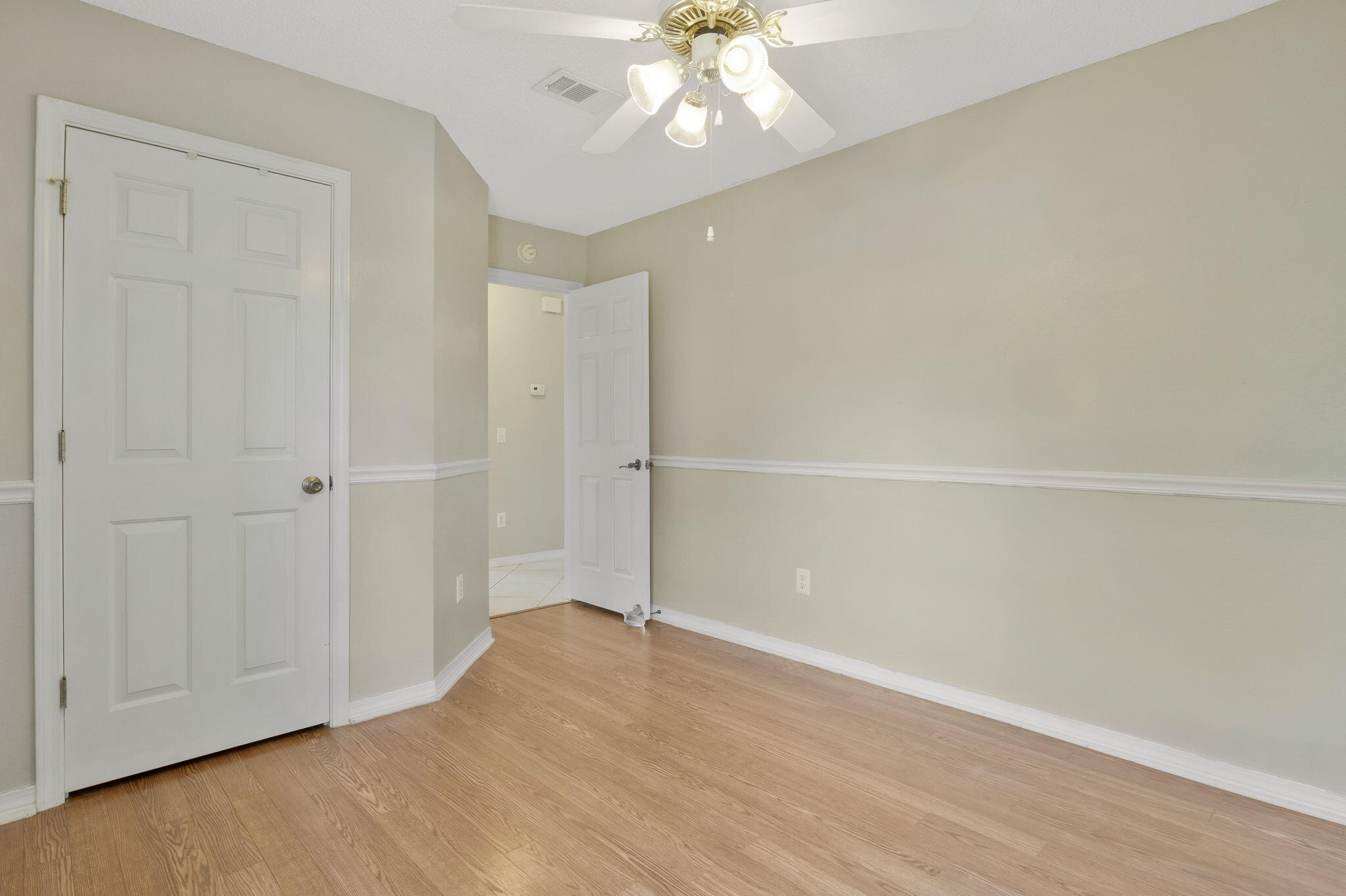 WOODBURY FOREST - Residential