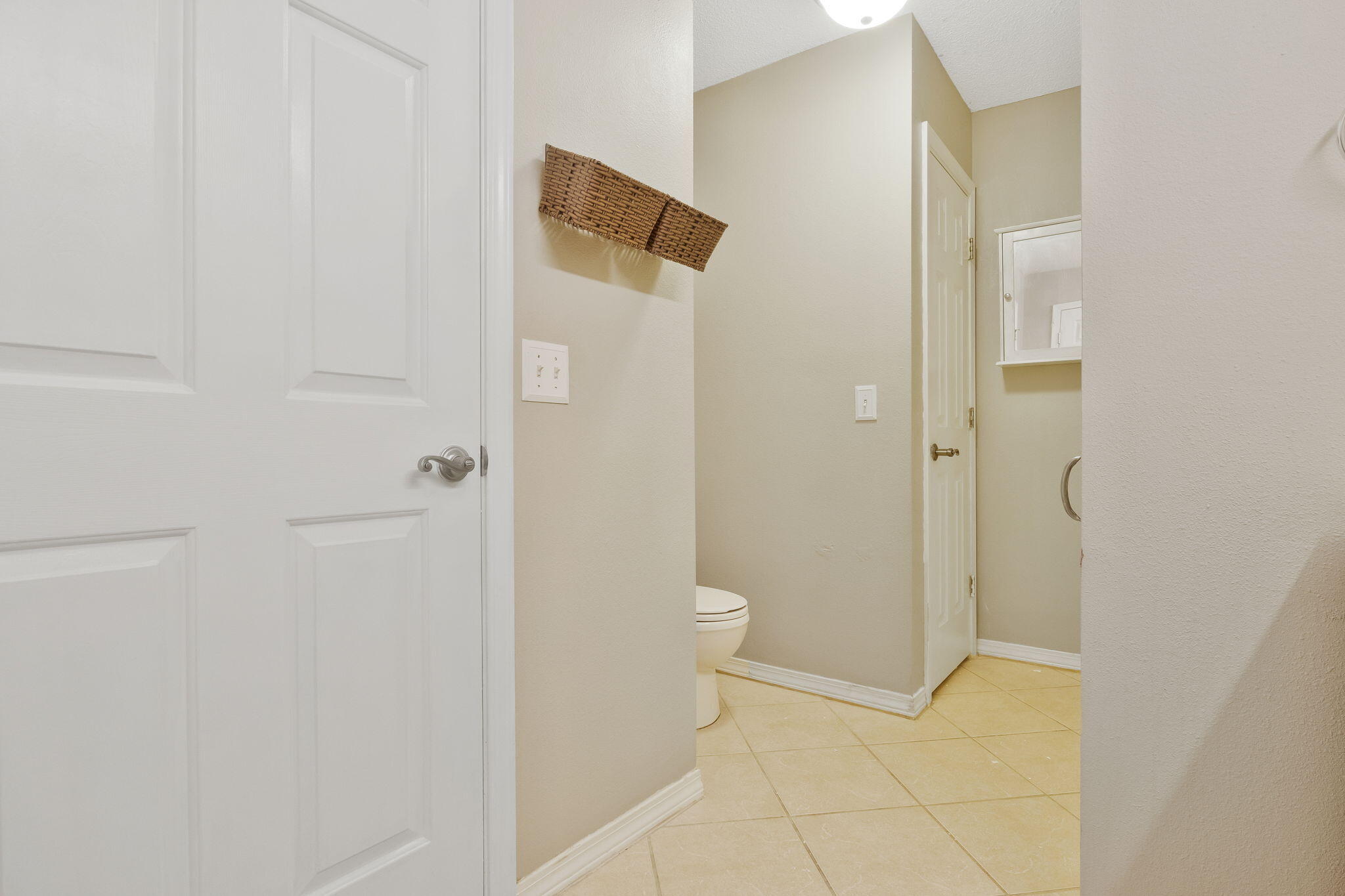 WOODBURY FOREST - Residential