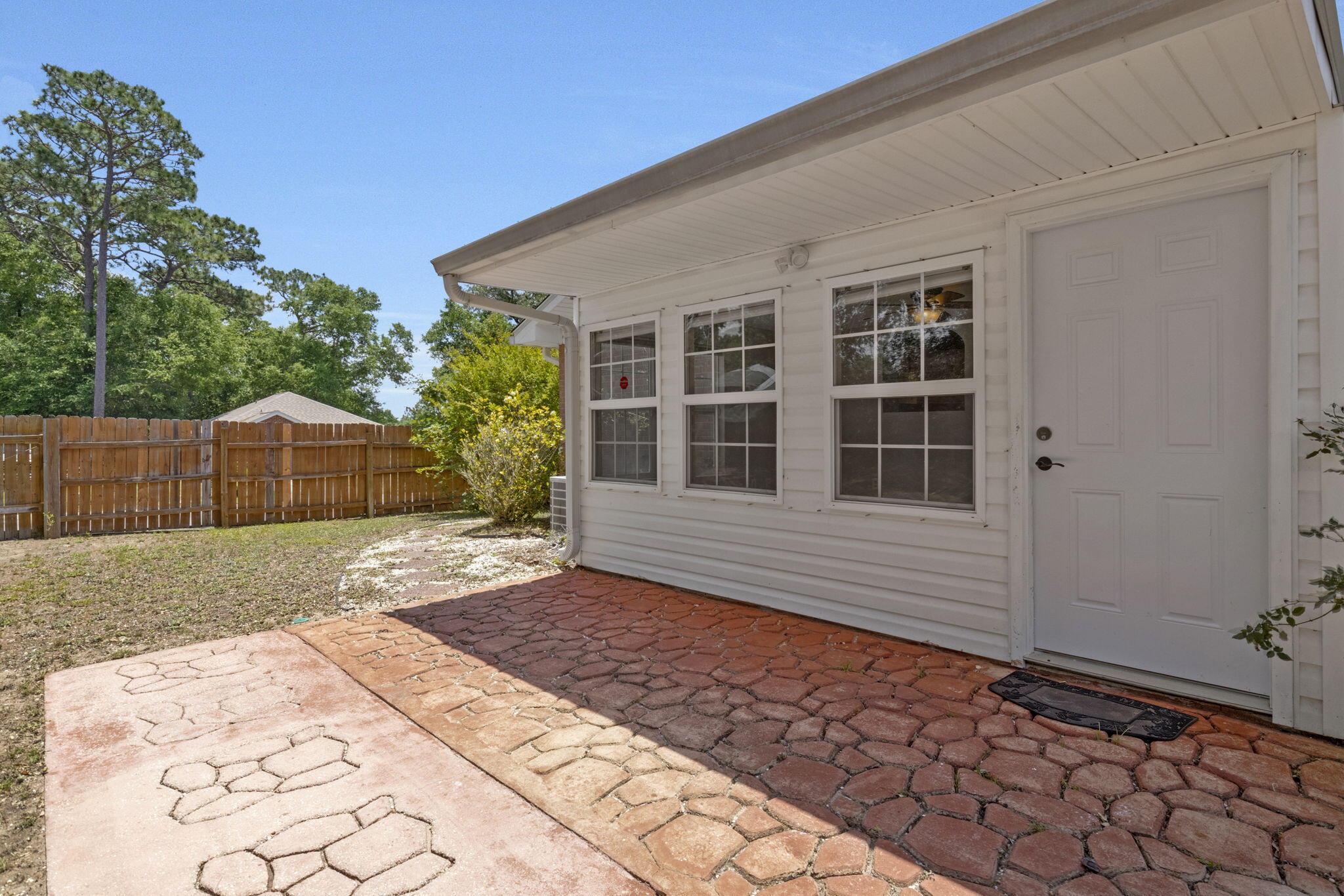 WOODBURY FOREST - Residential