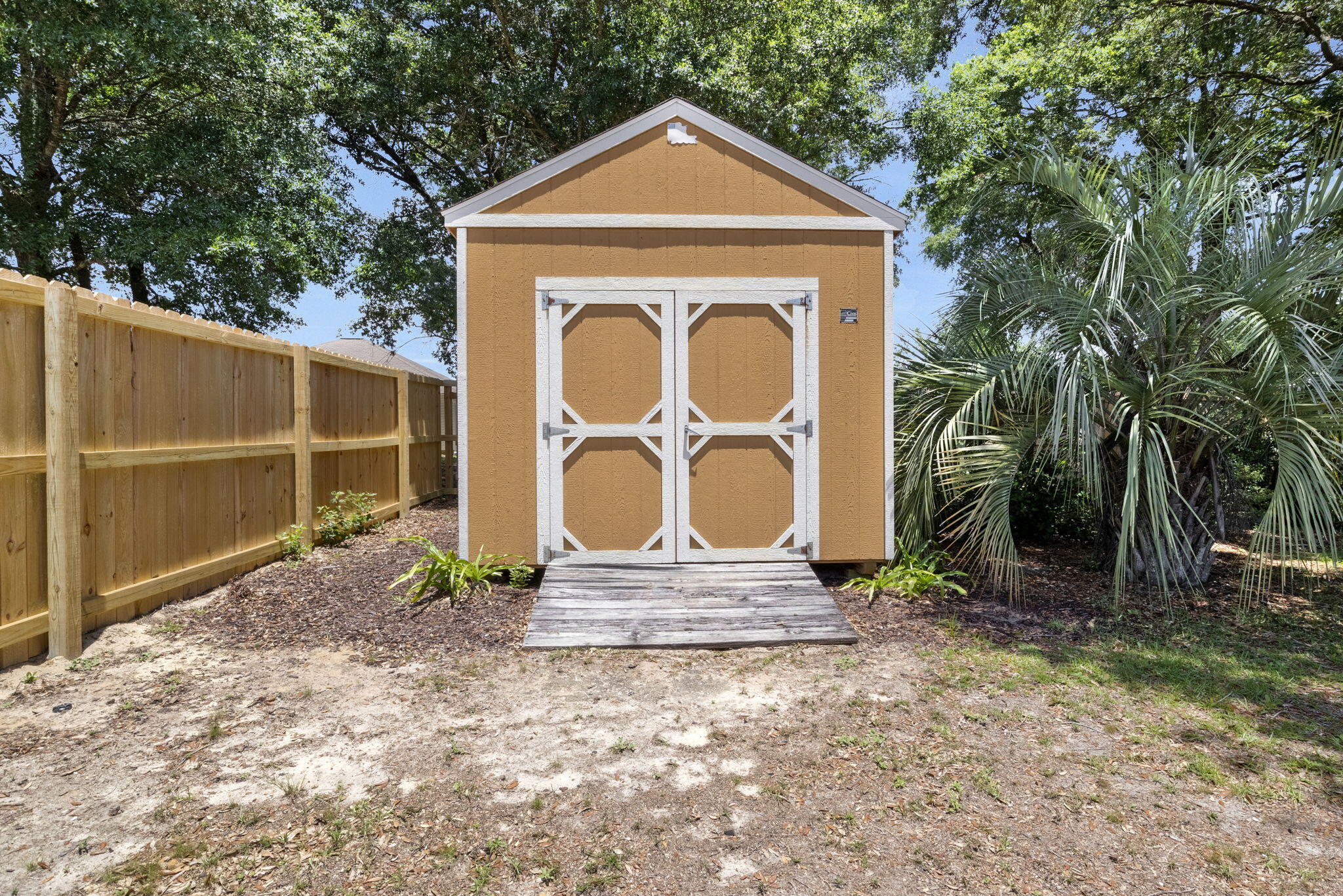 WOODBURY FOREST - Residential