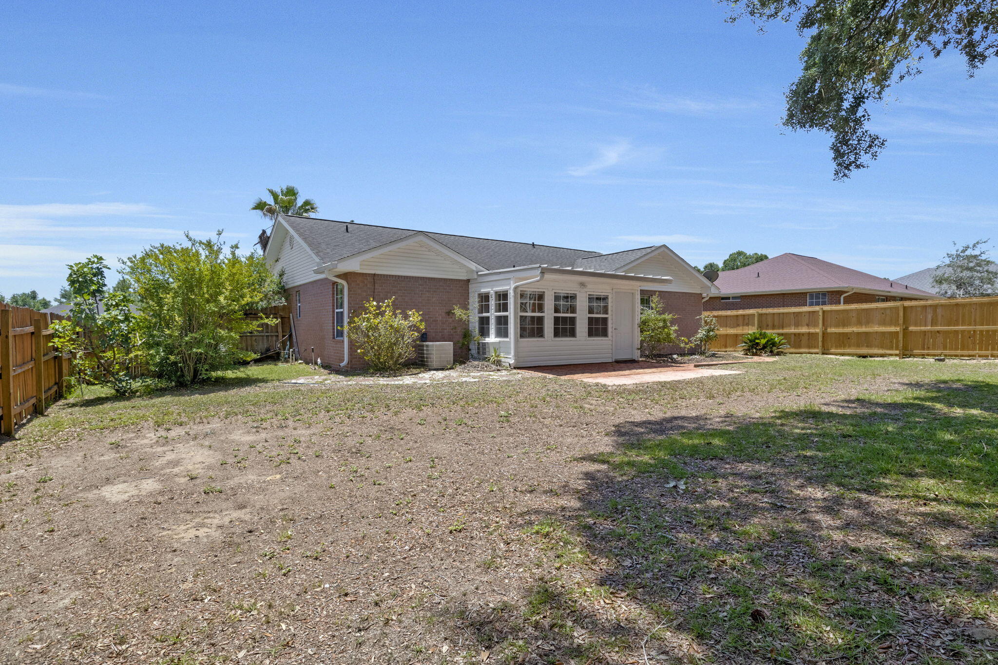 WOODBURY FOREST - Residential