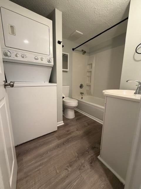 GREEN MEADOWS CONDO UNIT 301-D - Residential