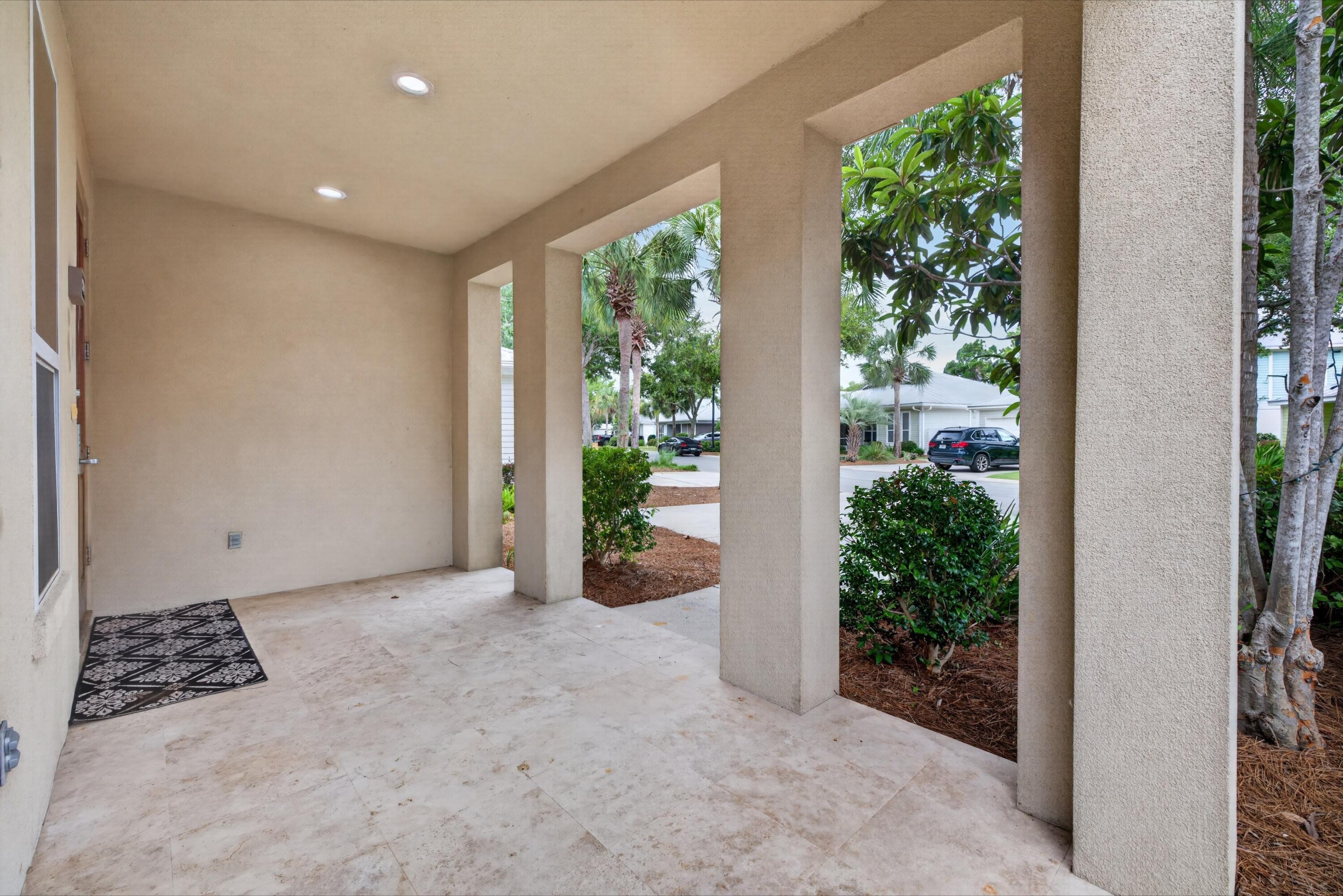 CRYSTAL LAKE - Residential Lease