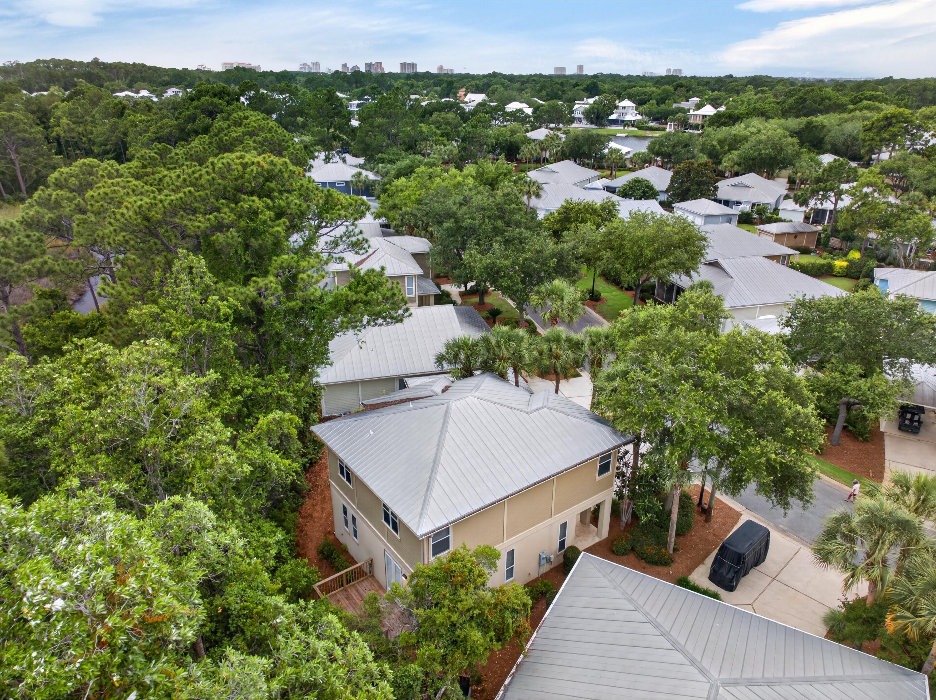 CRYSTAL LAKE - Residential Lease