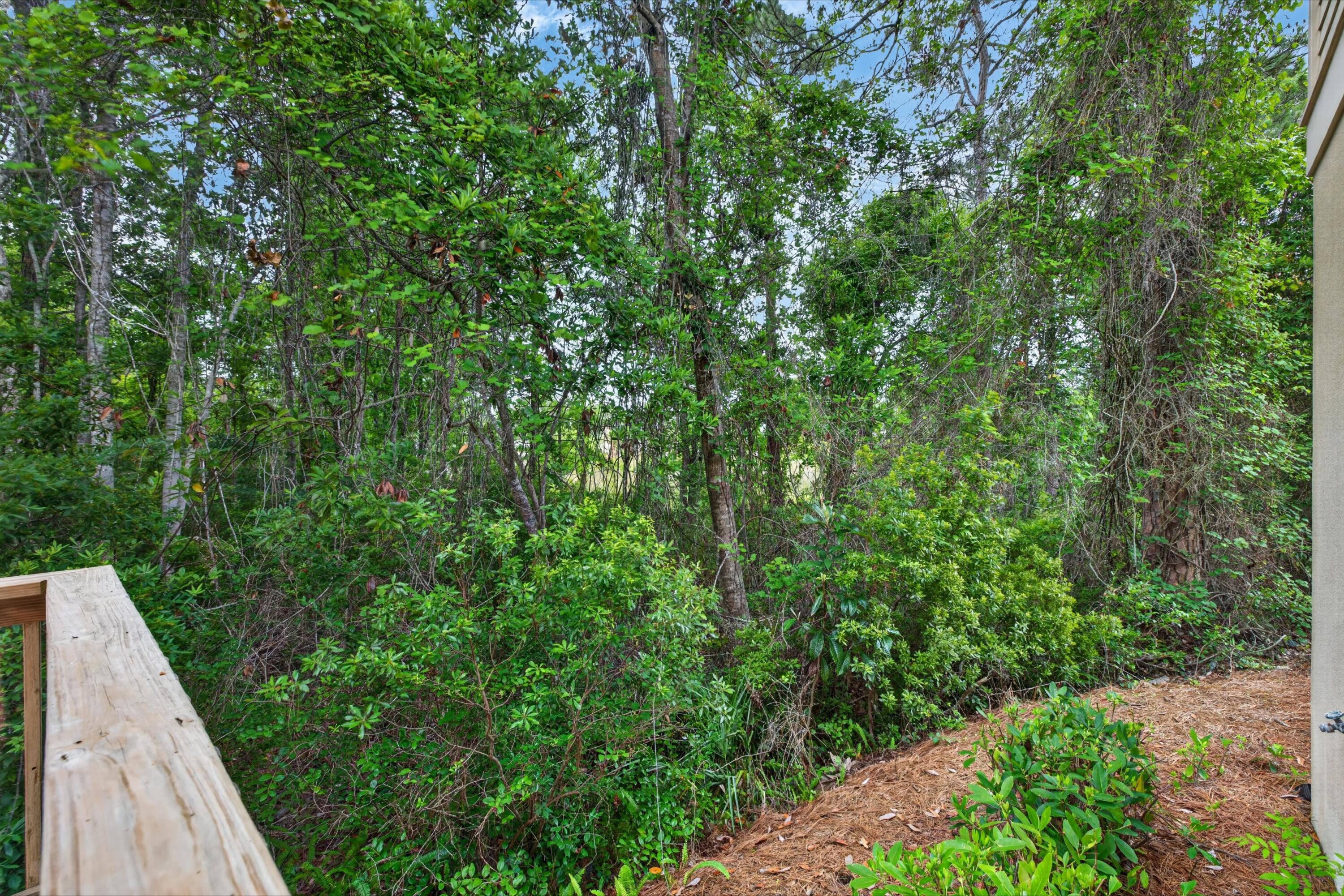 CRYSTAL LAKE - Residential Lease