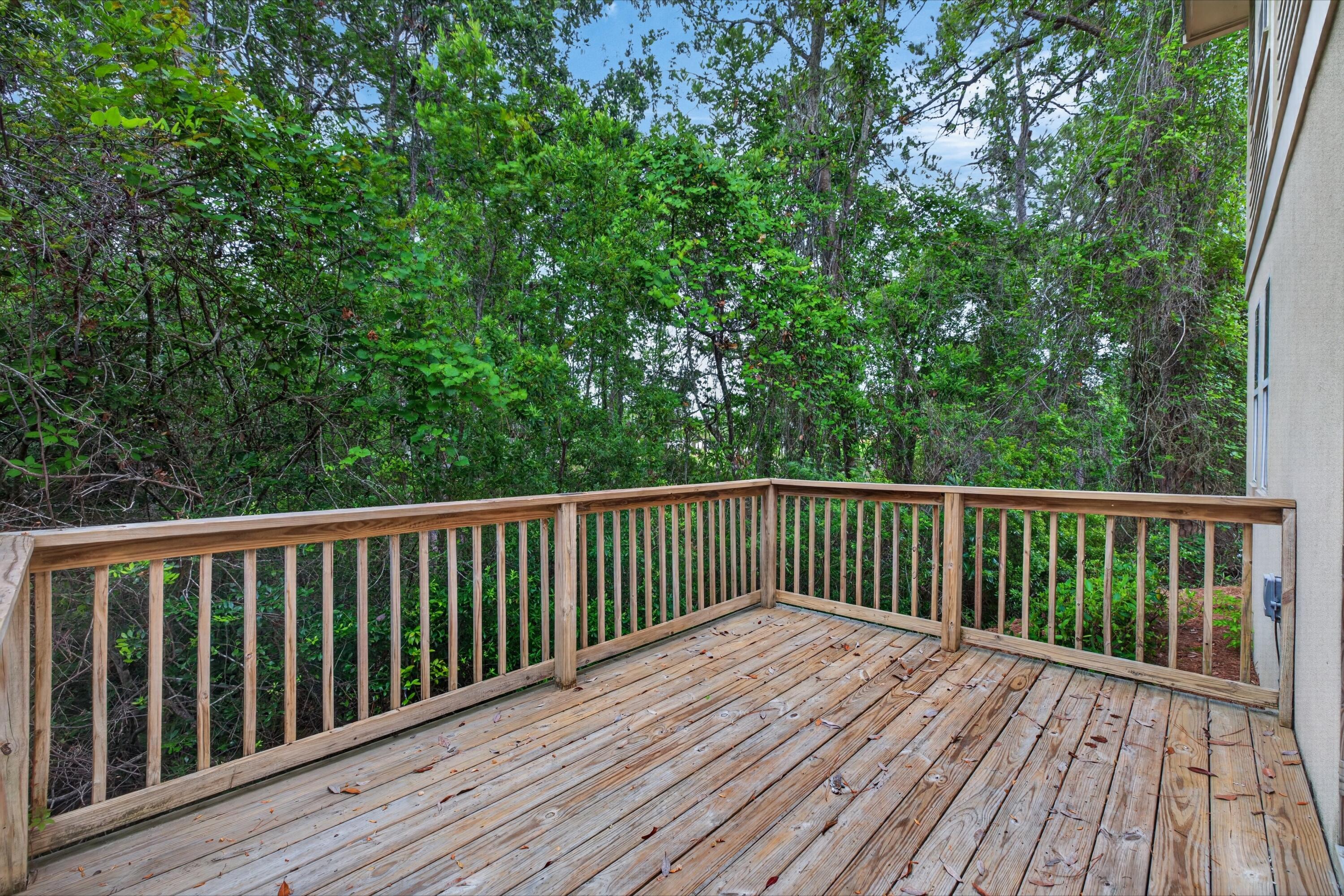 CRYSTAL LAKE - Residential Lease