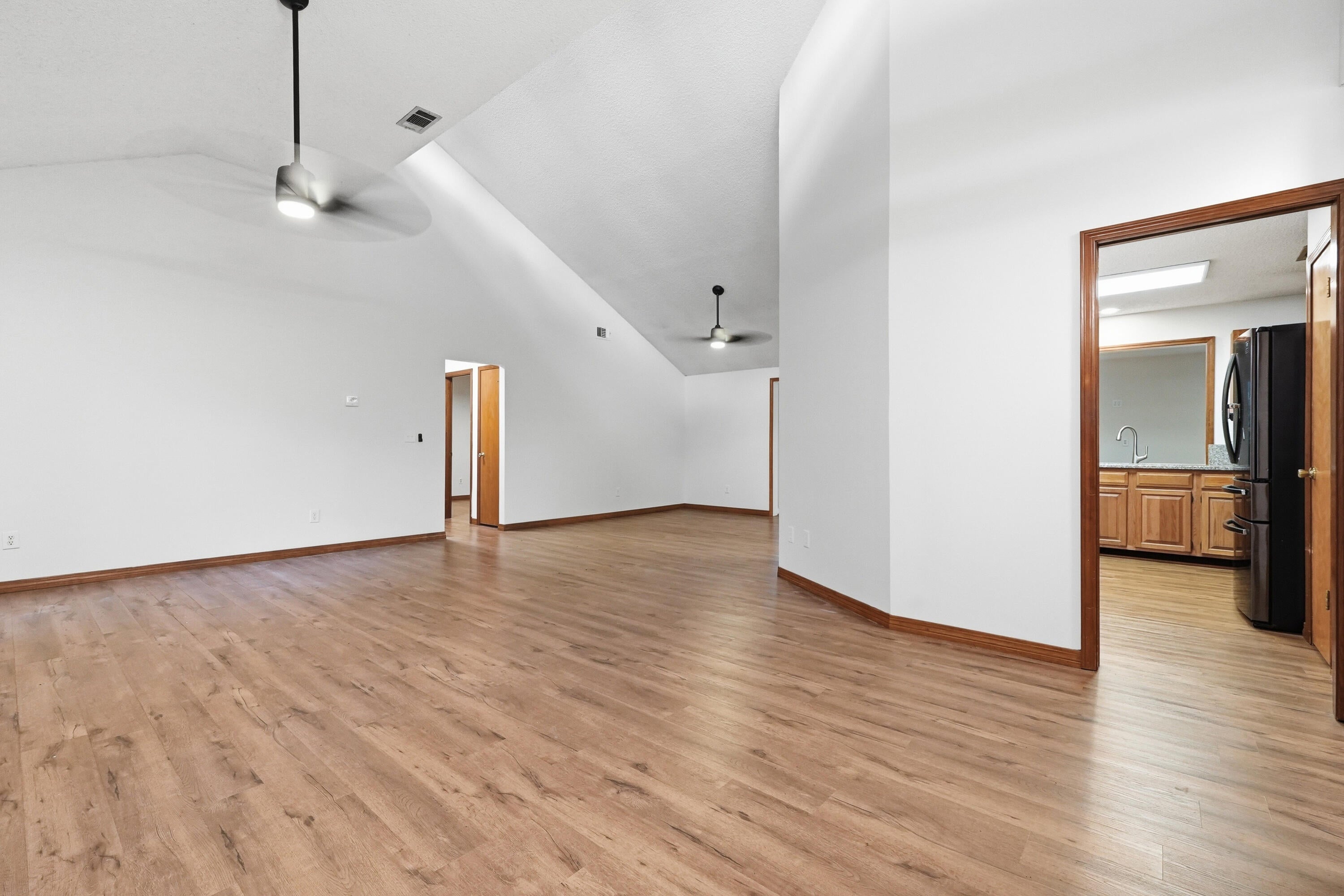 PALM CREST - Residential Lease