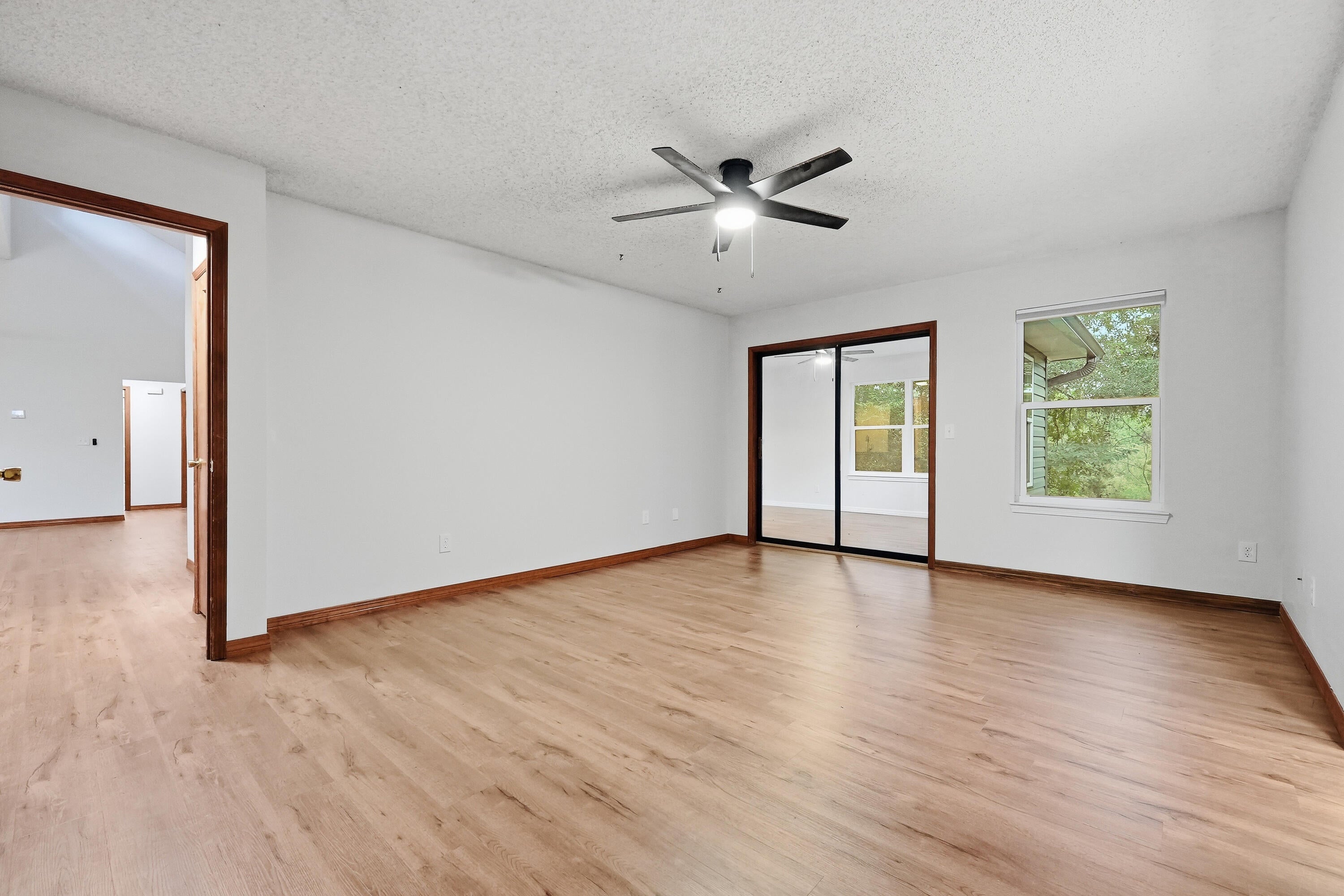 PALM CREST - Residential Lease