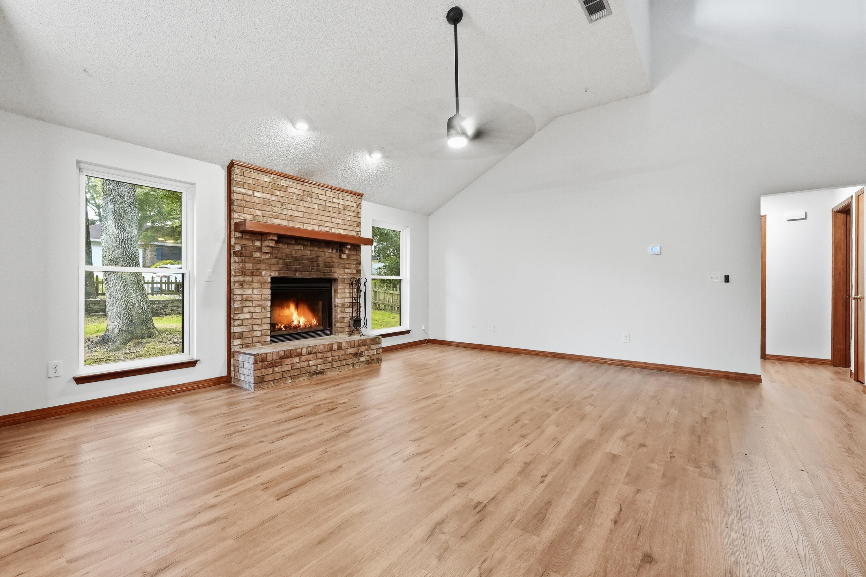 PALM CREST - Residential Lease