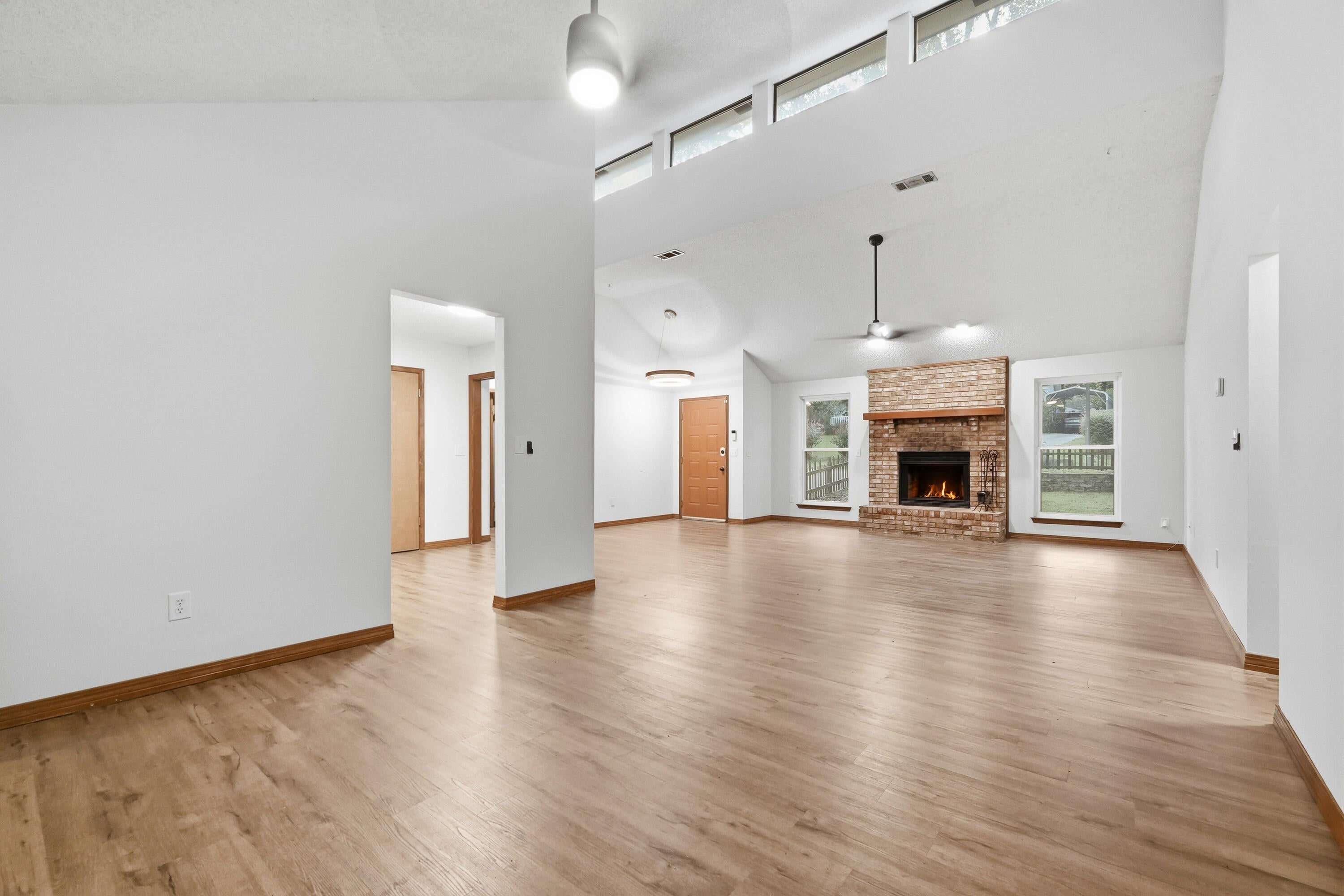 PALM CREST - Residential Lease