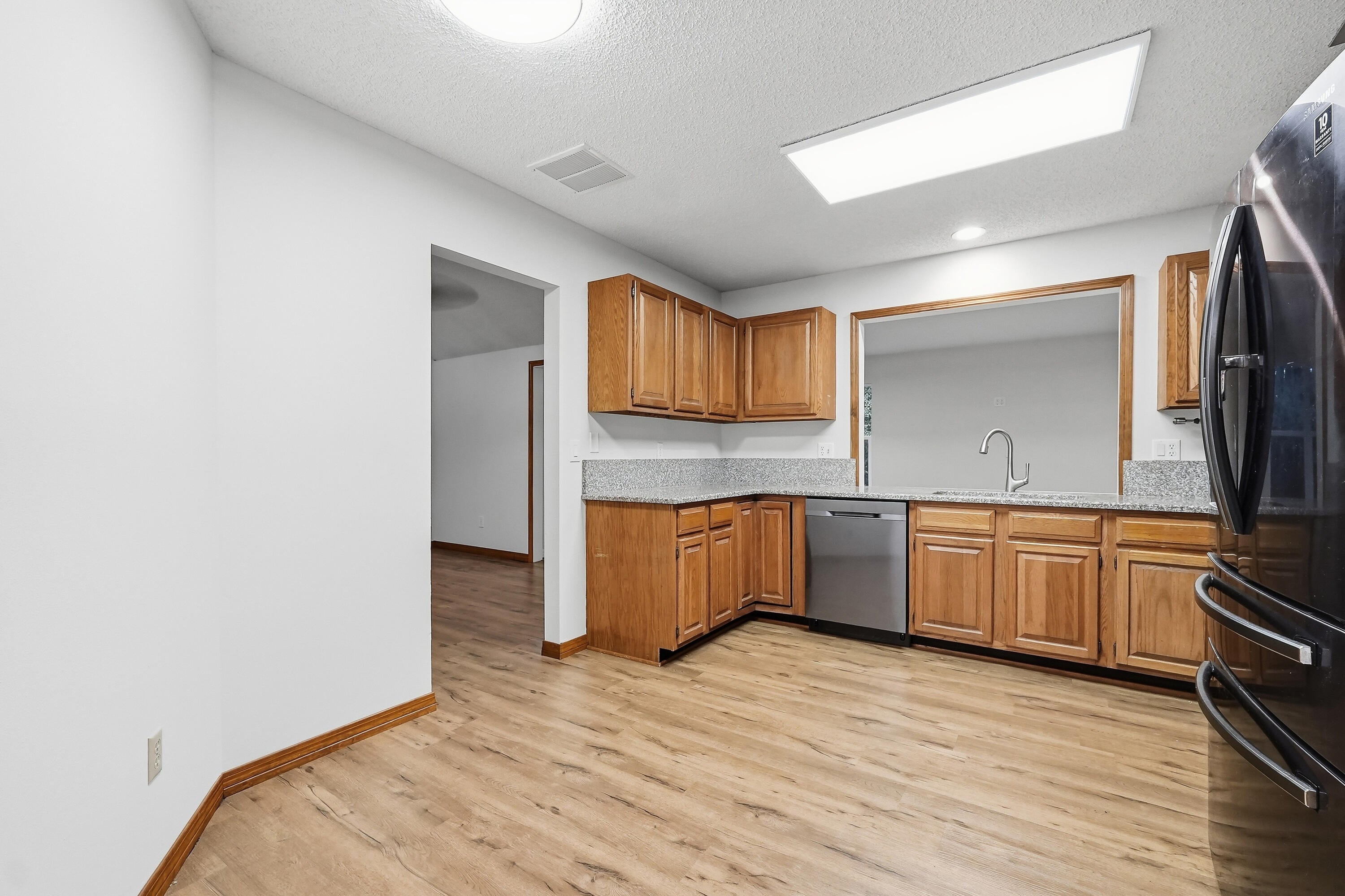 PALM CREST - Residential Lease