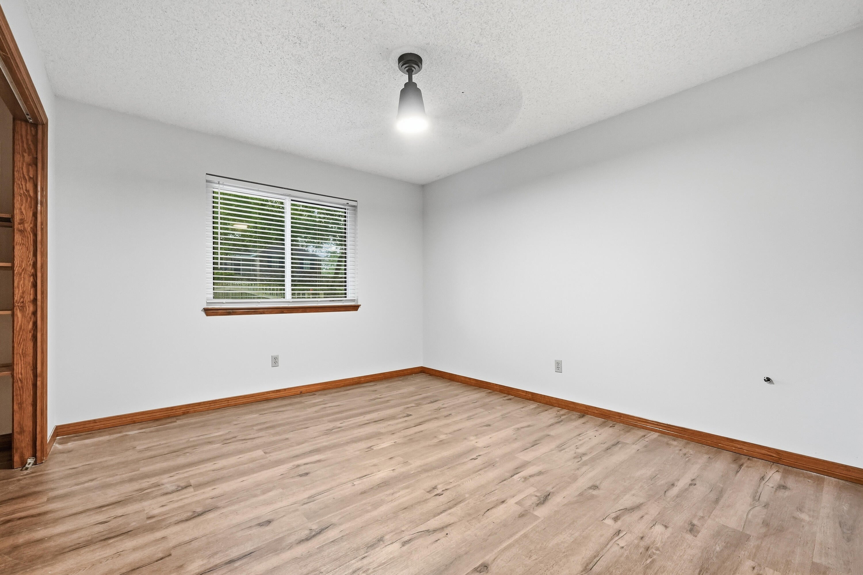 PALM CREST - Residential Lease
