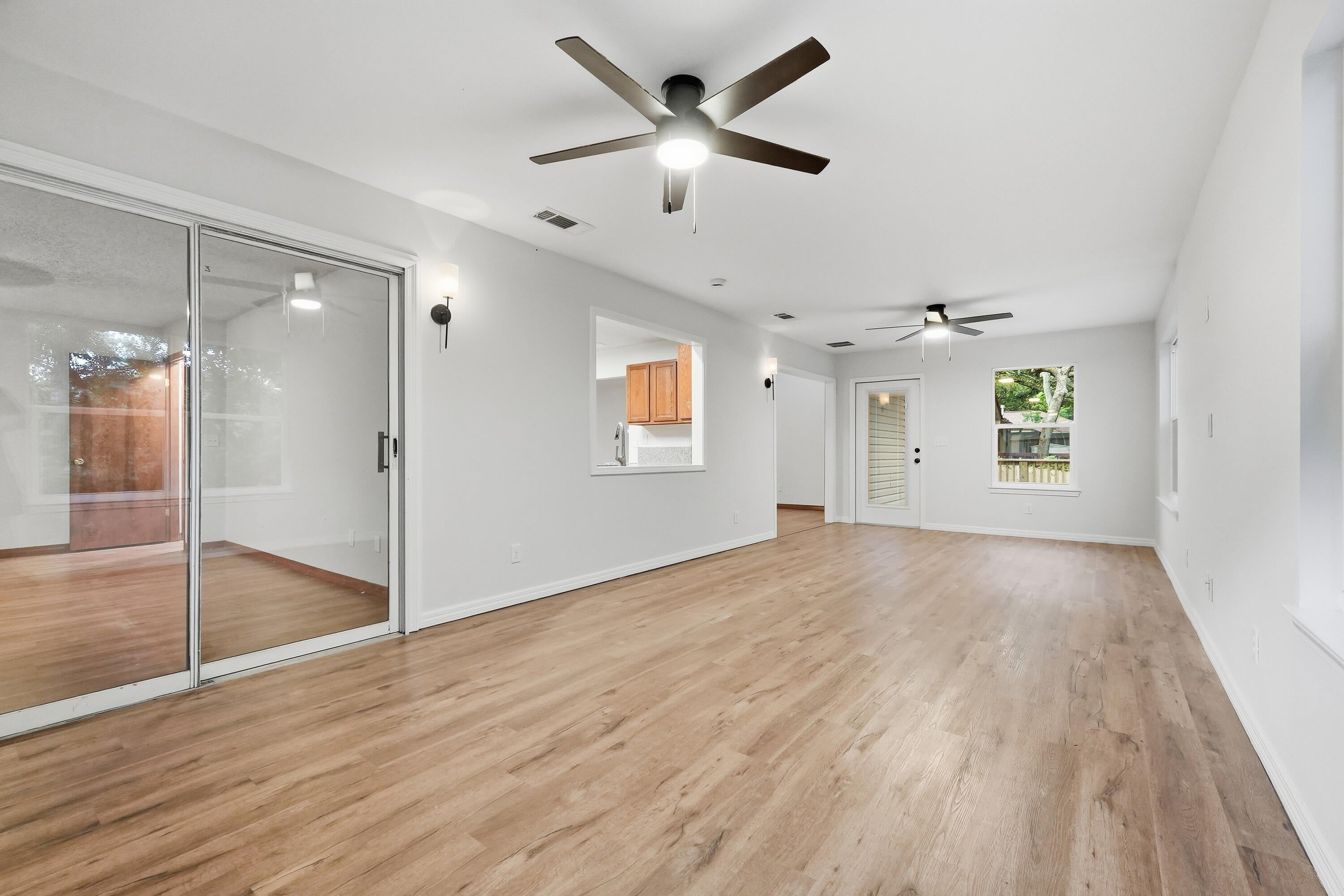 PALM CREST - Residential Lease