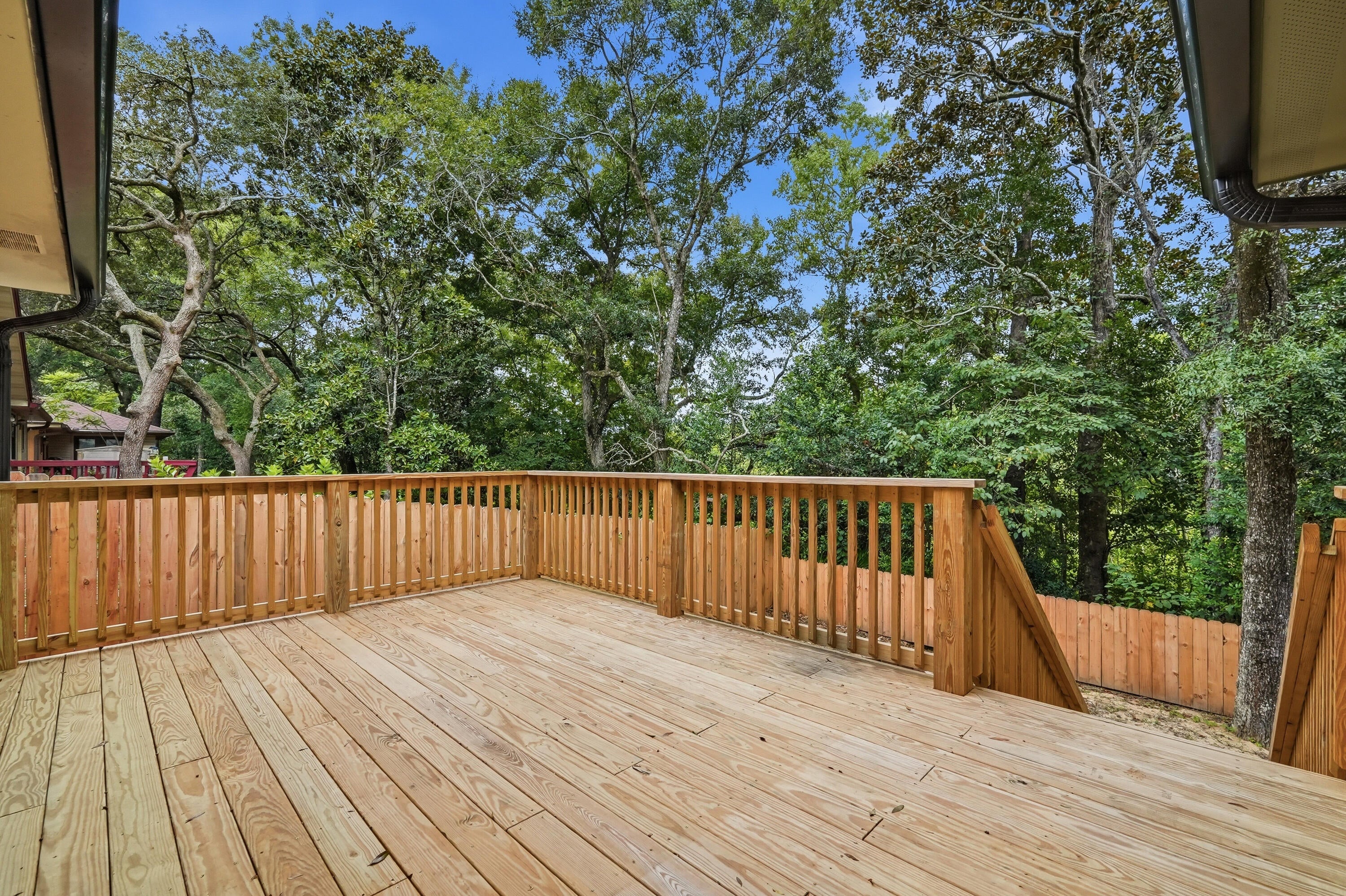 PALM CREST - Residential Lease
