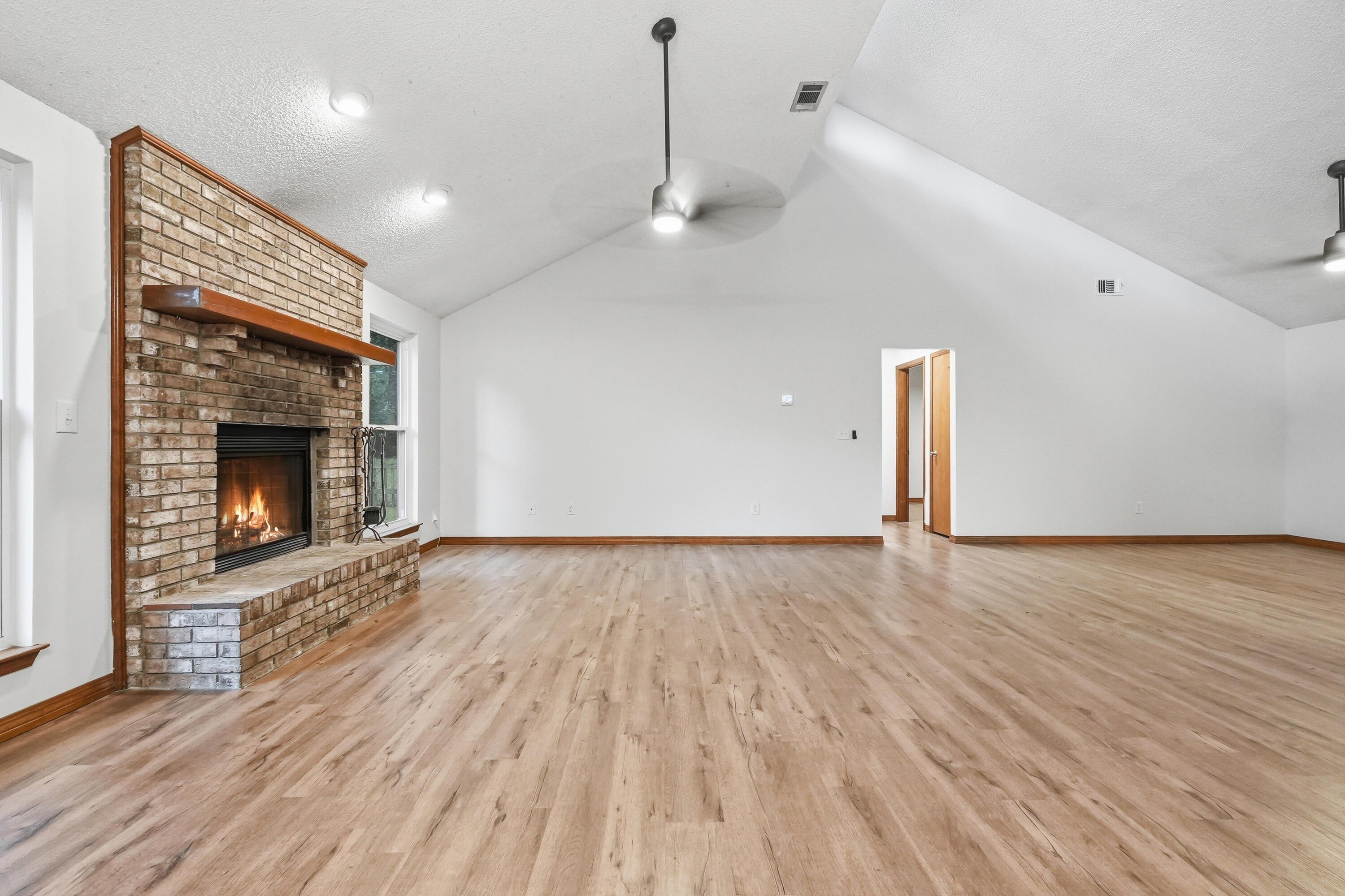 PALM CREST - Residential Lease