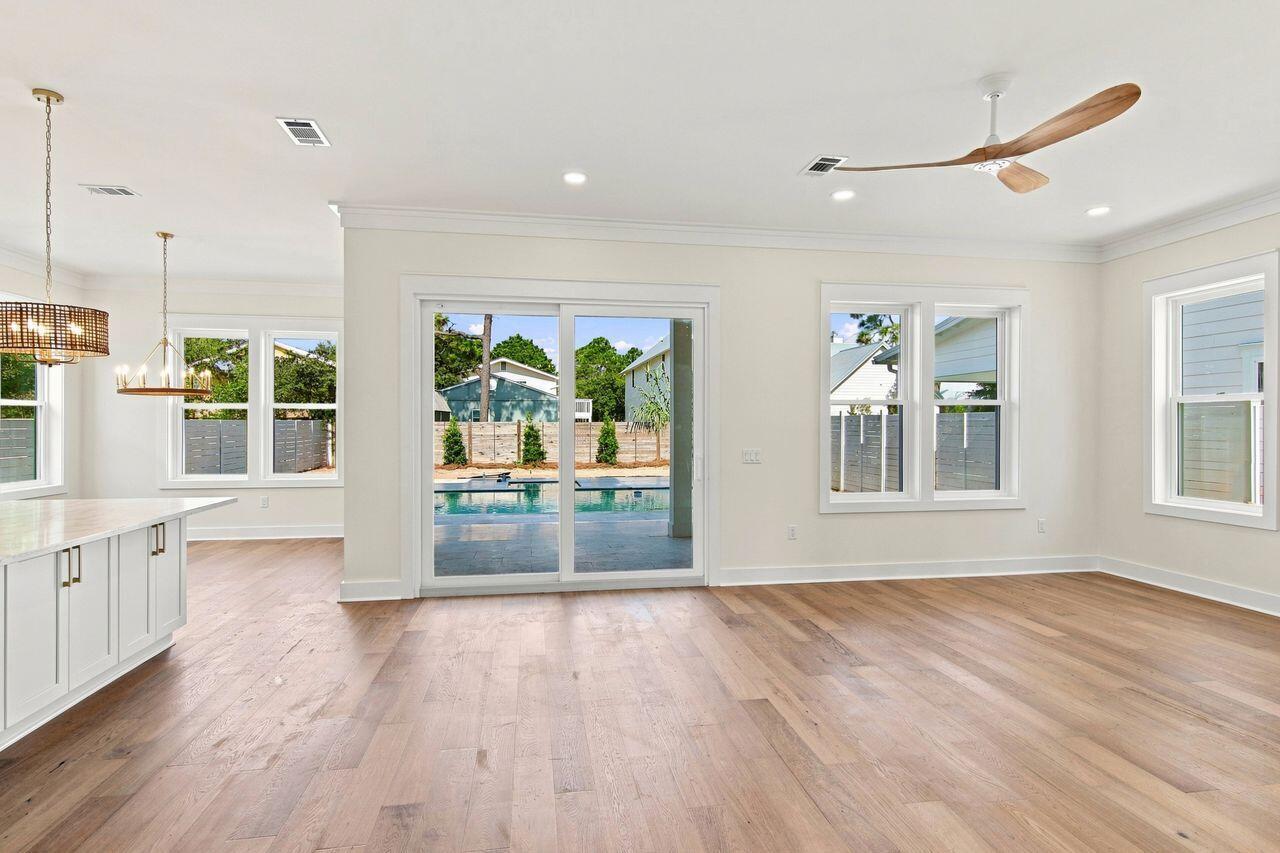 GULF SHORE MANOR - Residential