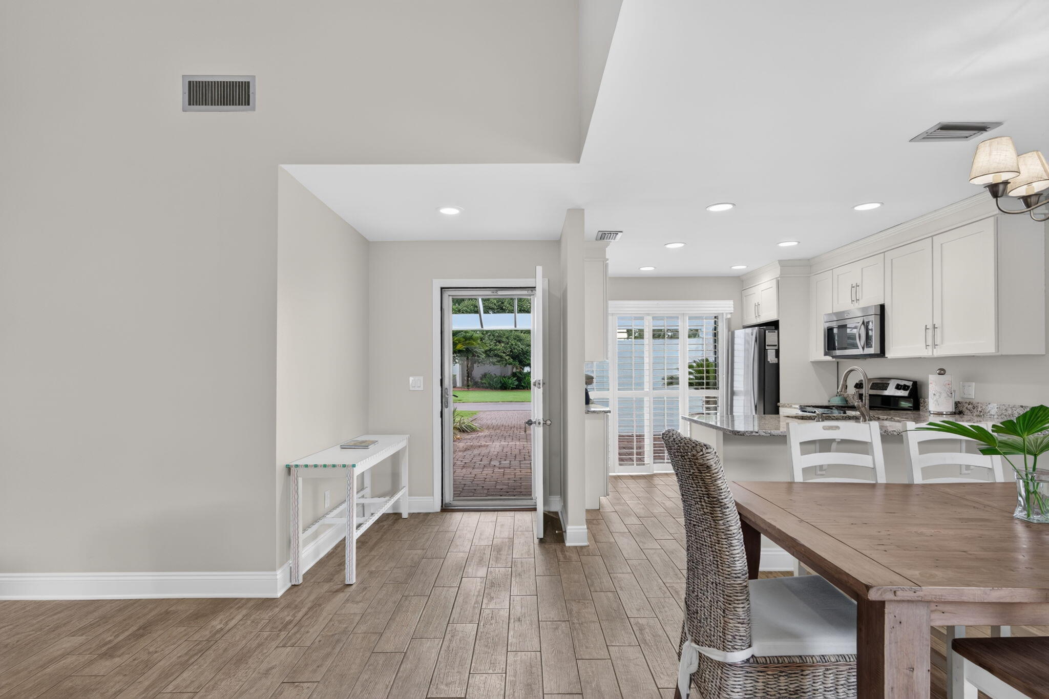 LINKSIDE VILLAGE UNIT 1 - Residential