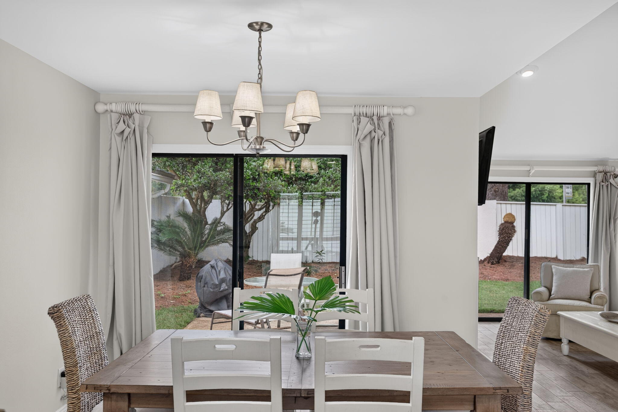 LINKSIDE VILLAGE UNIT 1 - Residential