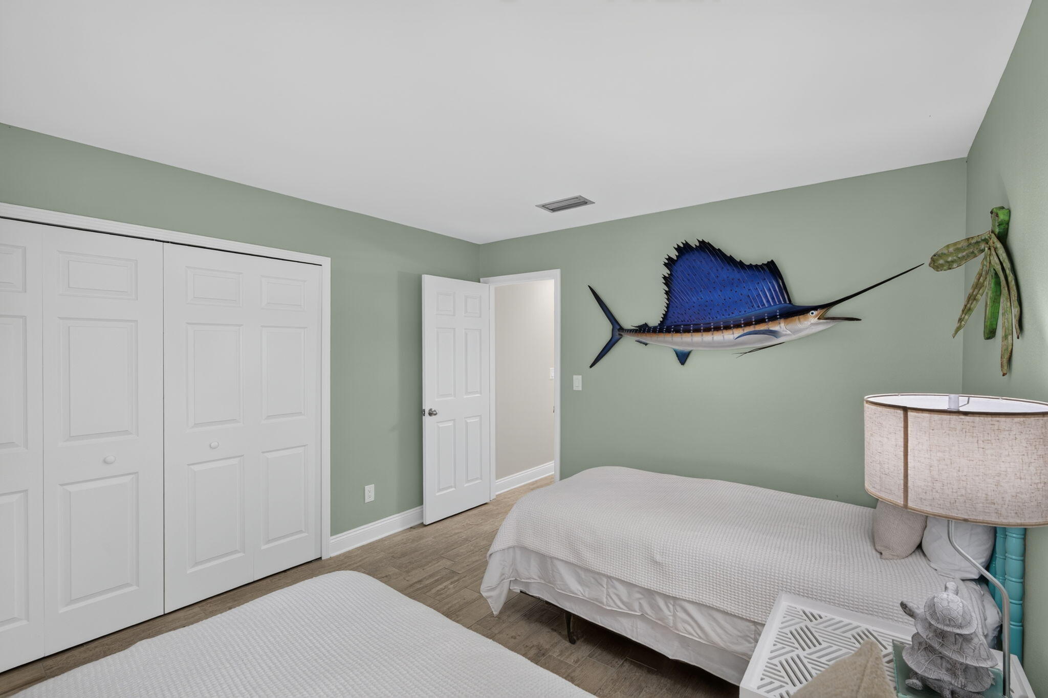 LINKSIDE VILLAGE UNIT 1 - Residential
