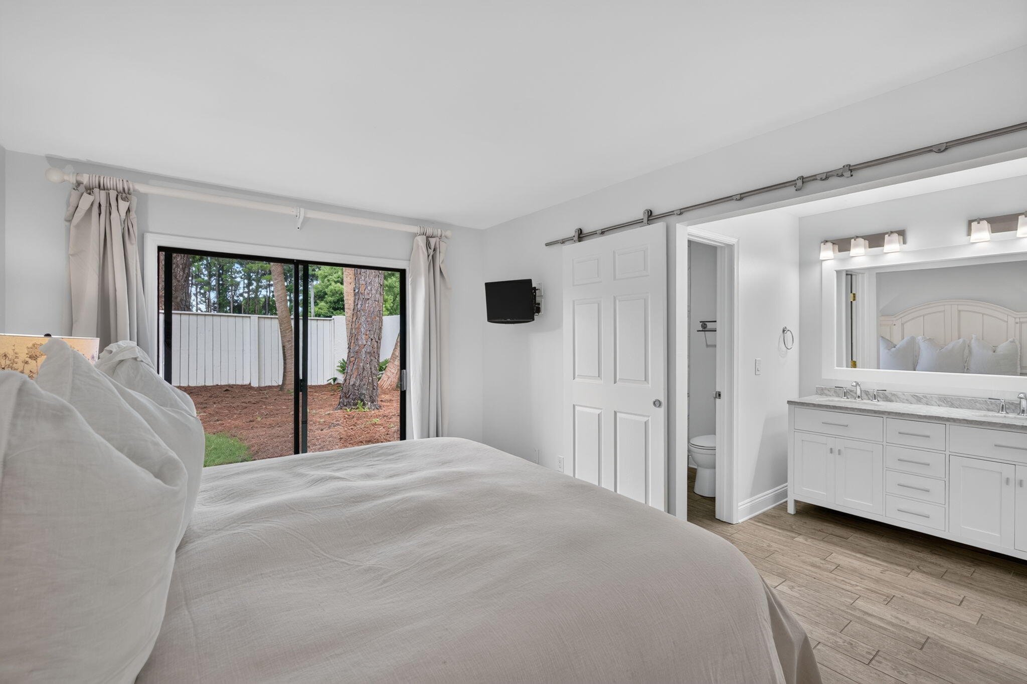 LINKSIDE VILLAGE UNIT 1 - Residential