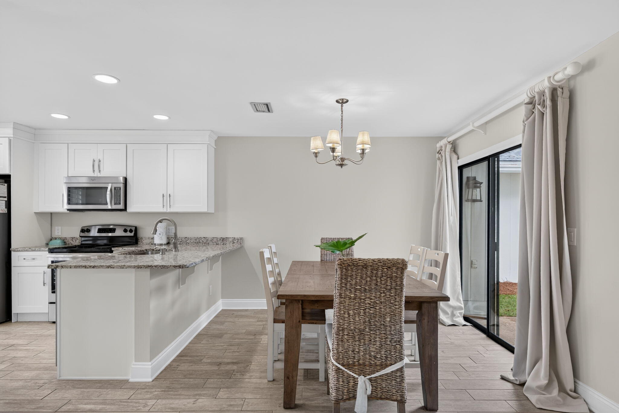 LINKSIDE VILLAGE UNIT 1 - Residential