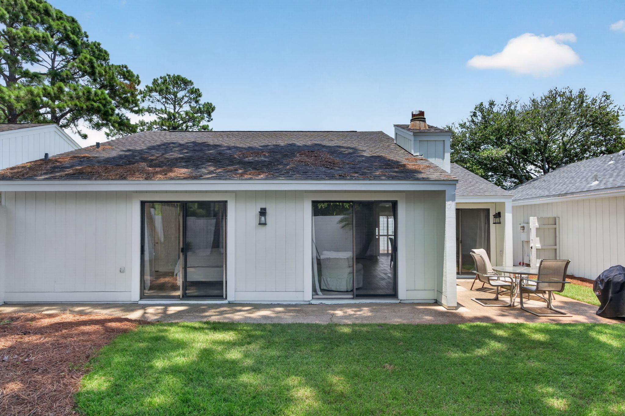 LINKSIDE VILLAGE UNIT 1 - Residential