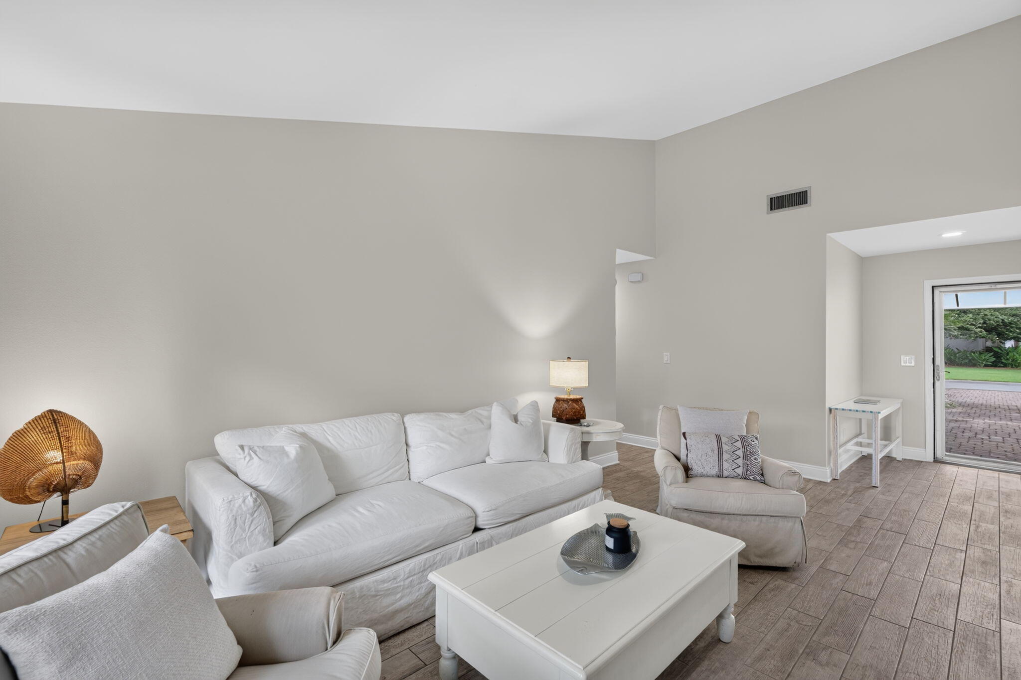 LINKSIDE VILLAGE UNIT 1 - Residential