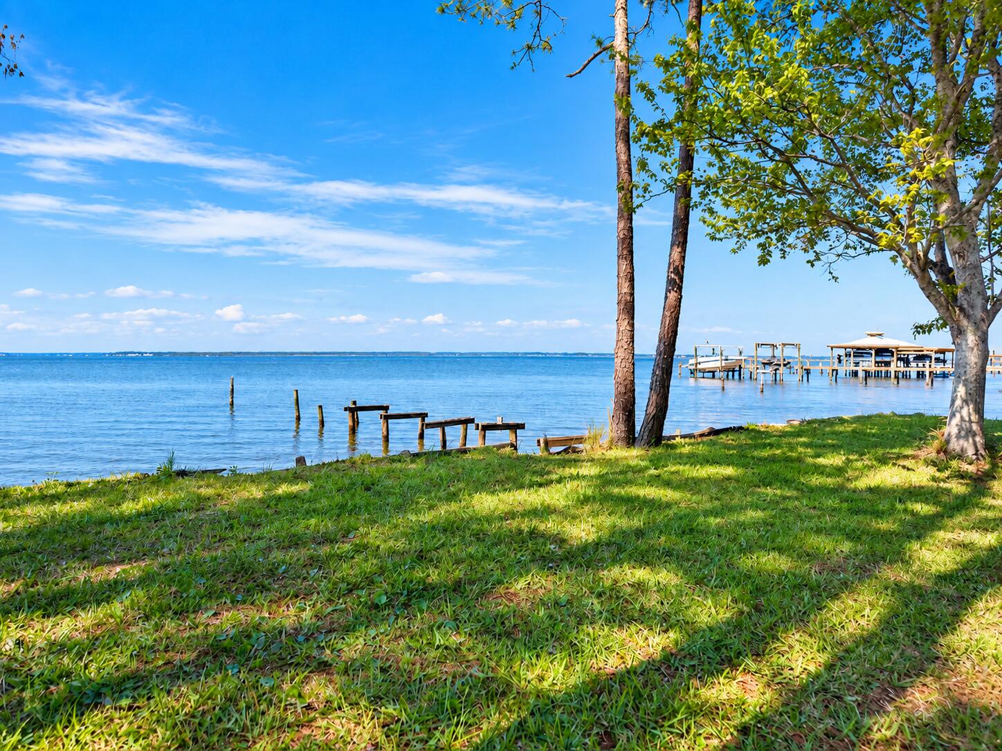 Ramsey Beach - Land