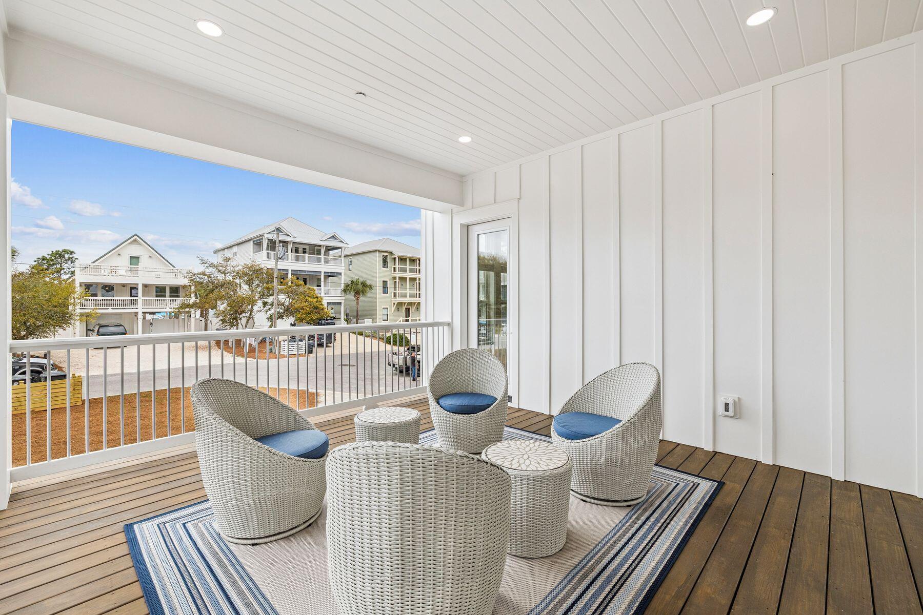 GULF SHORE MANOR - Residential