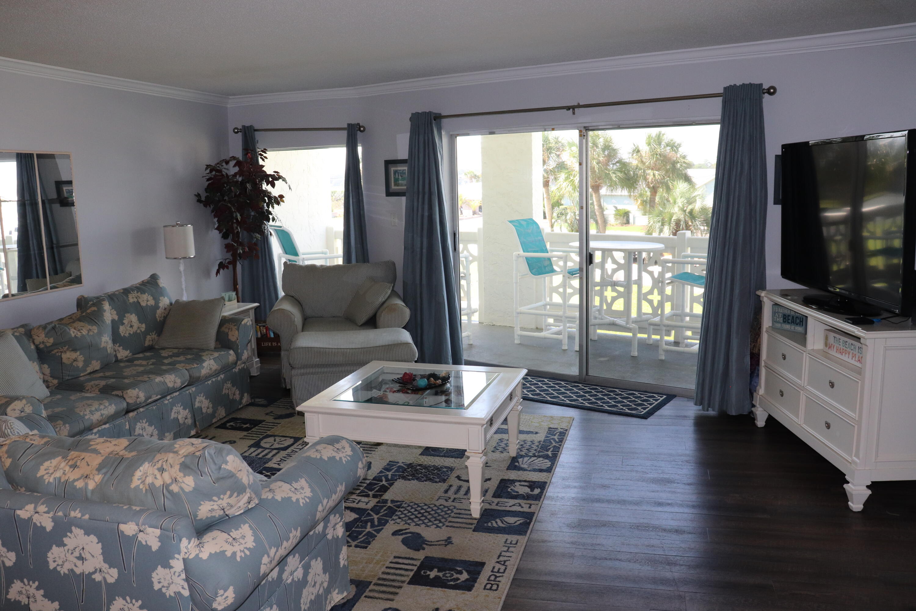 EL MATADOR CONDO - Residential